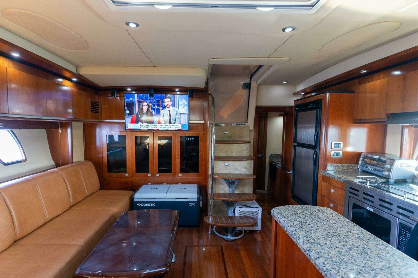 2005 Sea Ray 48 Sundancer - Image 40