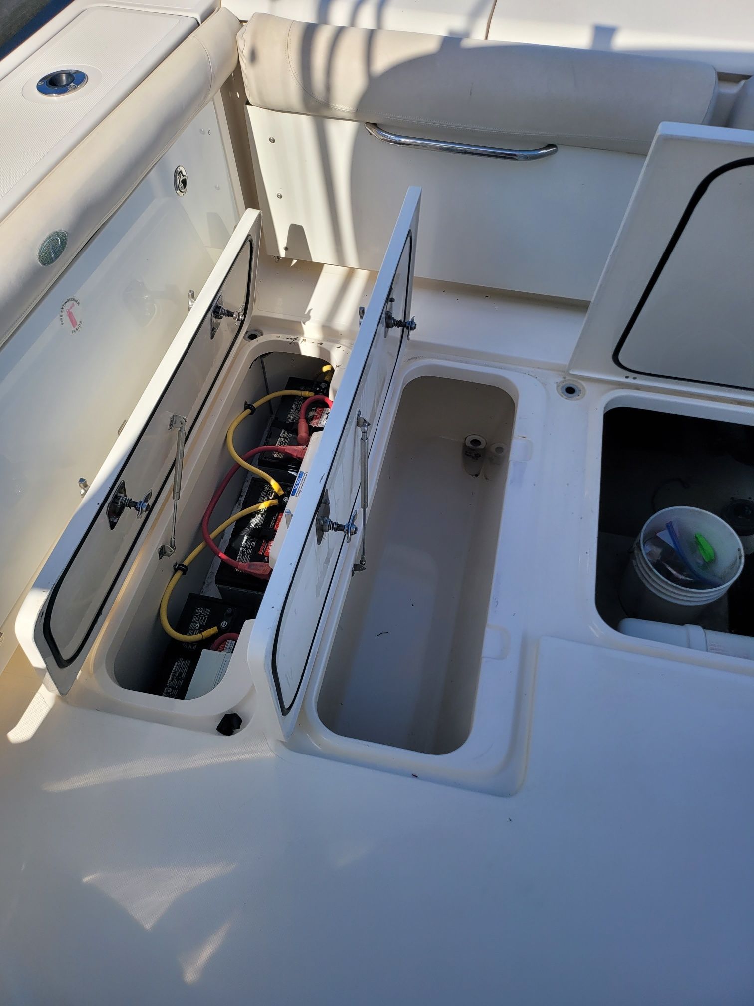 2009 Pursuit OS 375 Offshore - 35