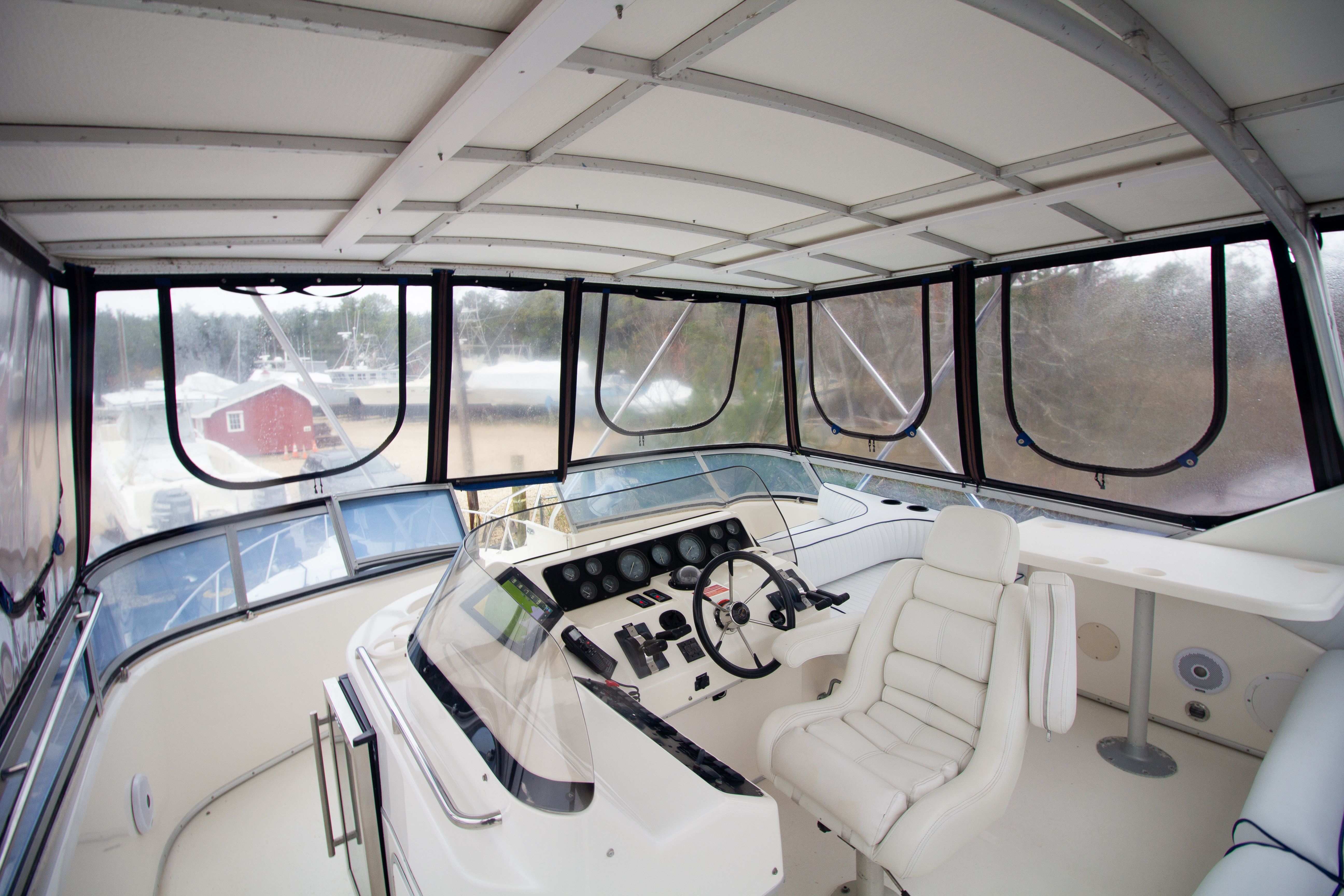 1993 Sea Ray 440 Express Bridge - 24
