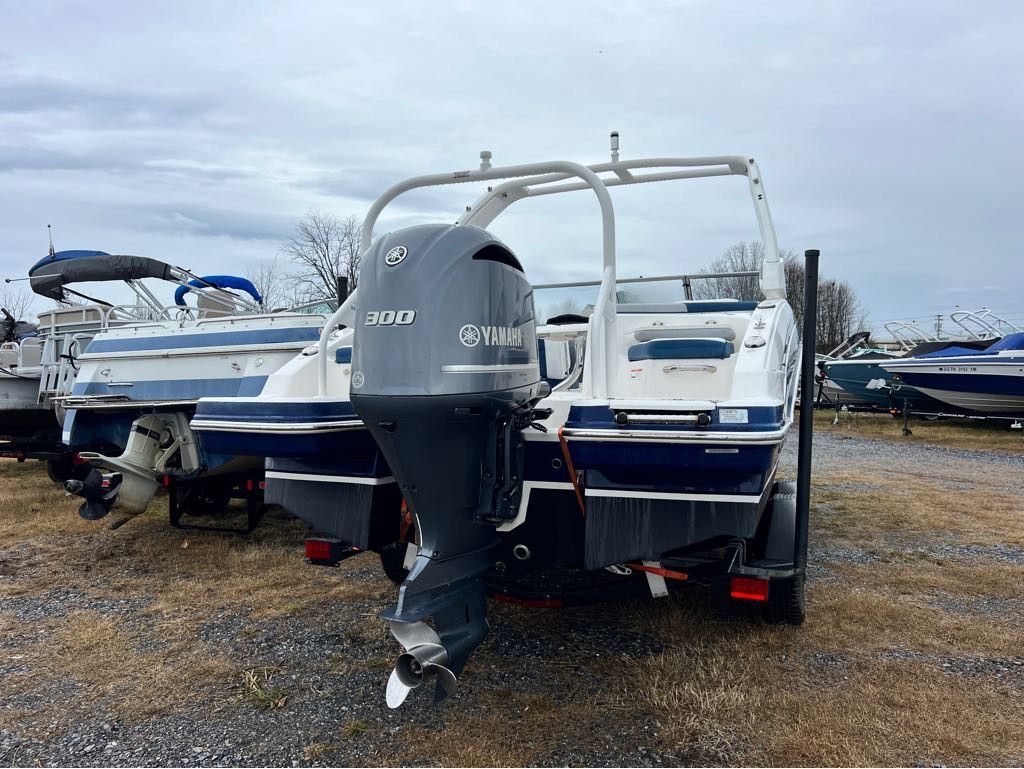 2019 Chaparral 250 Suncoast - 3