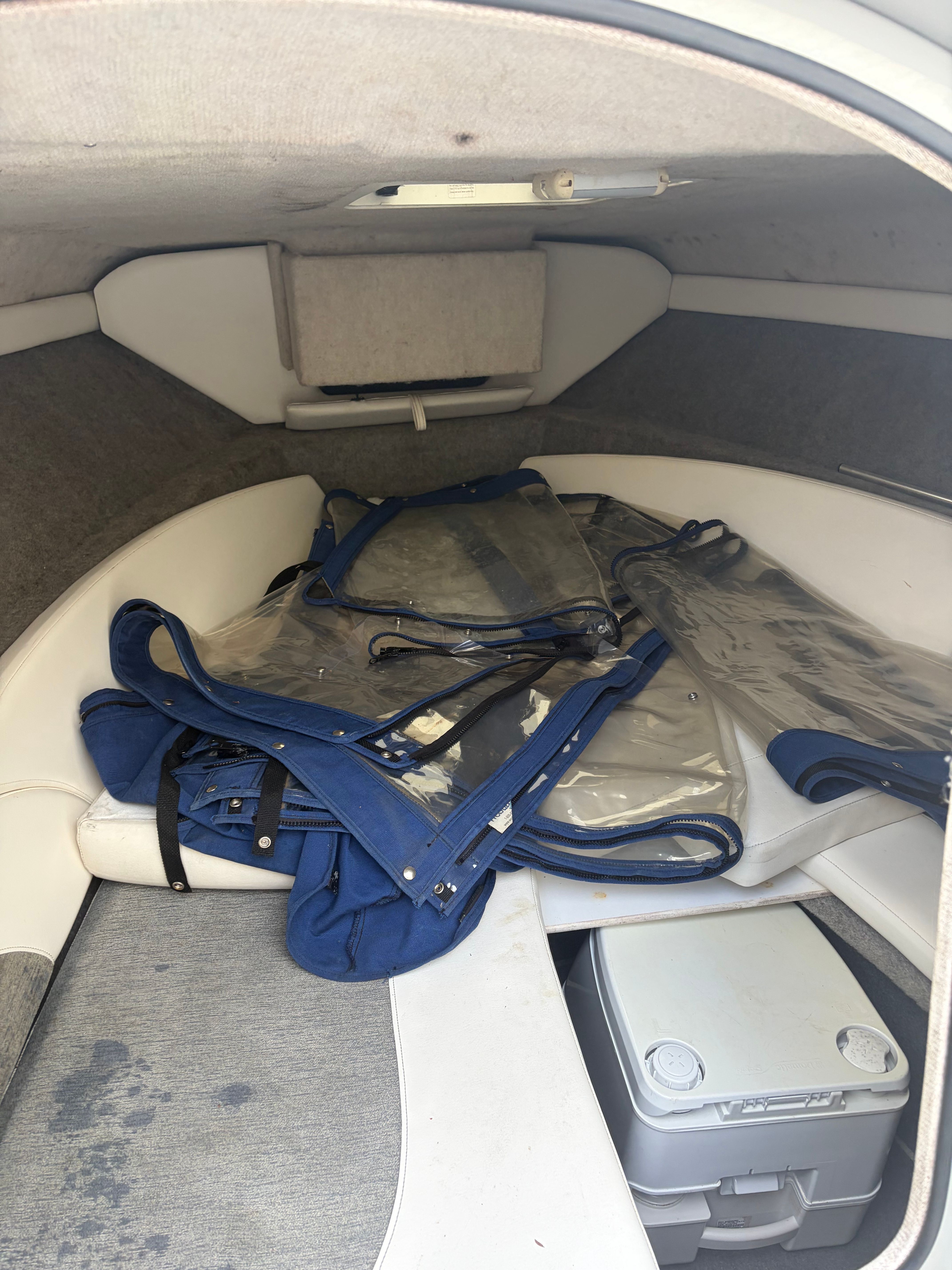 2012 Bayliner 192 Discovery Cuddy - 8