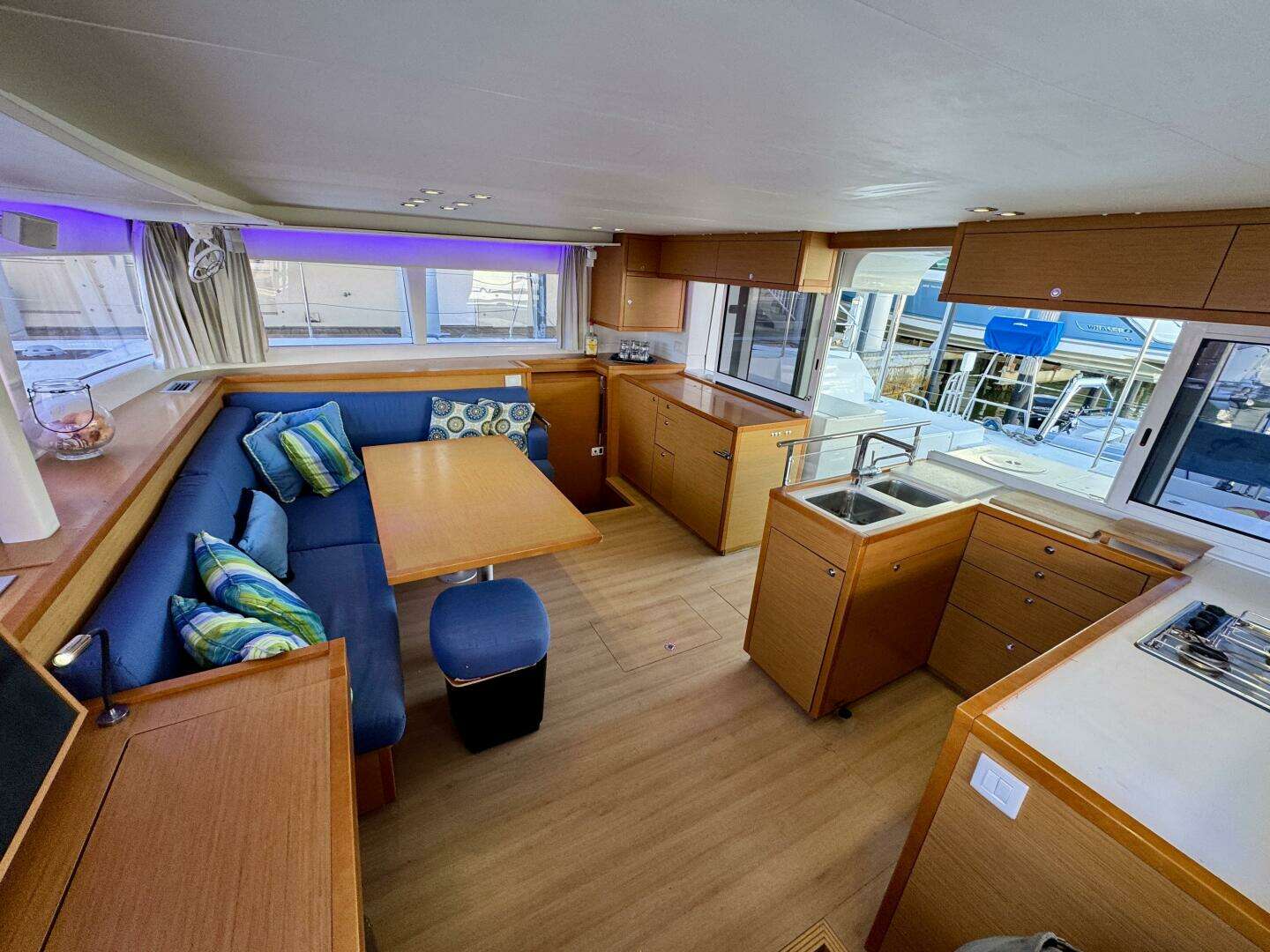 2012 Lagoon 450 F - Image 10
