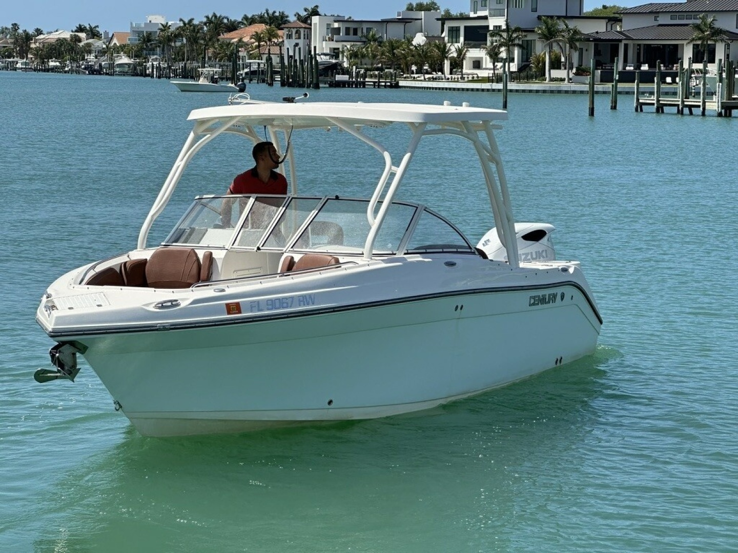 2019 Century 24 Resorter - Image 10