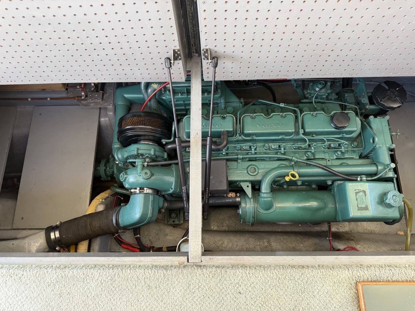 1994 Camano 31 Troll - Image 49