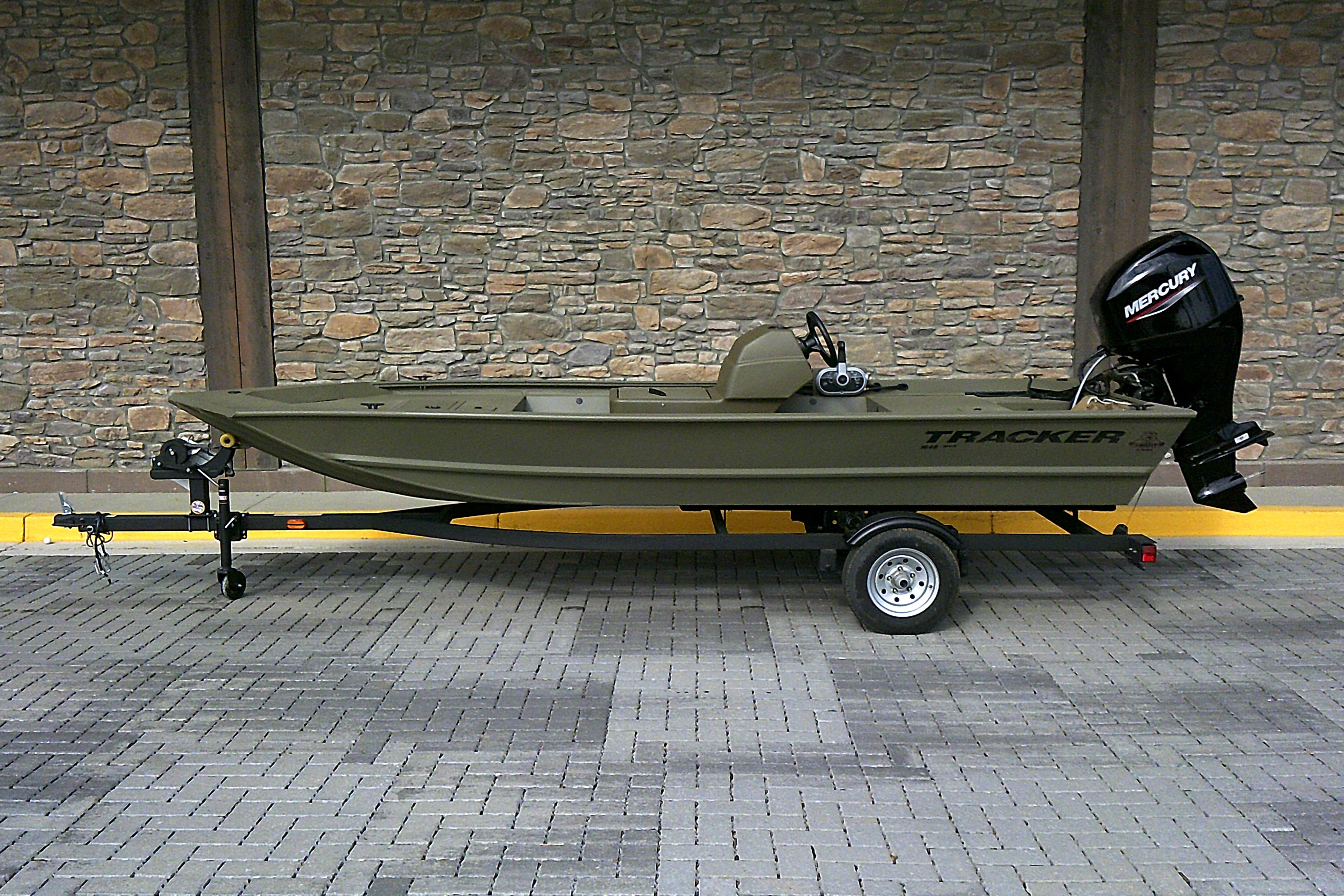 2026 Tracker Grizzly 1648 SC