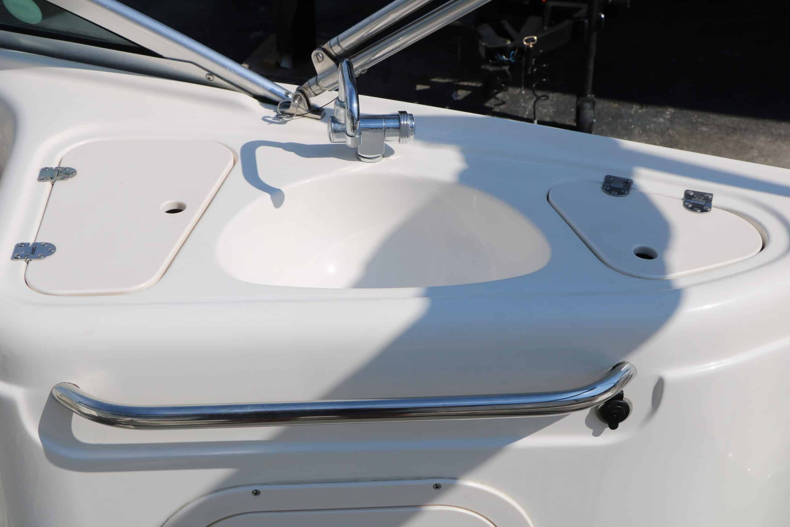 2005 Chaparral Sunesta 254 - 32