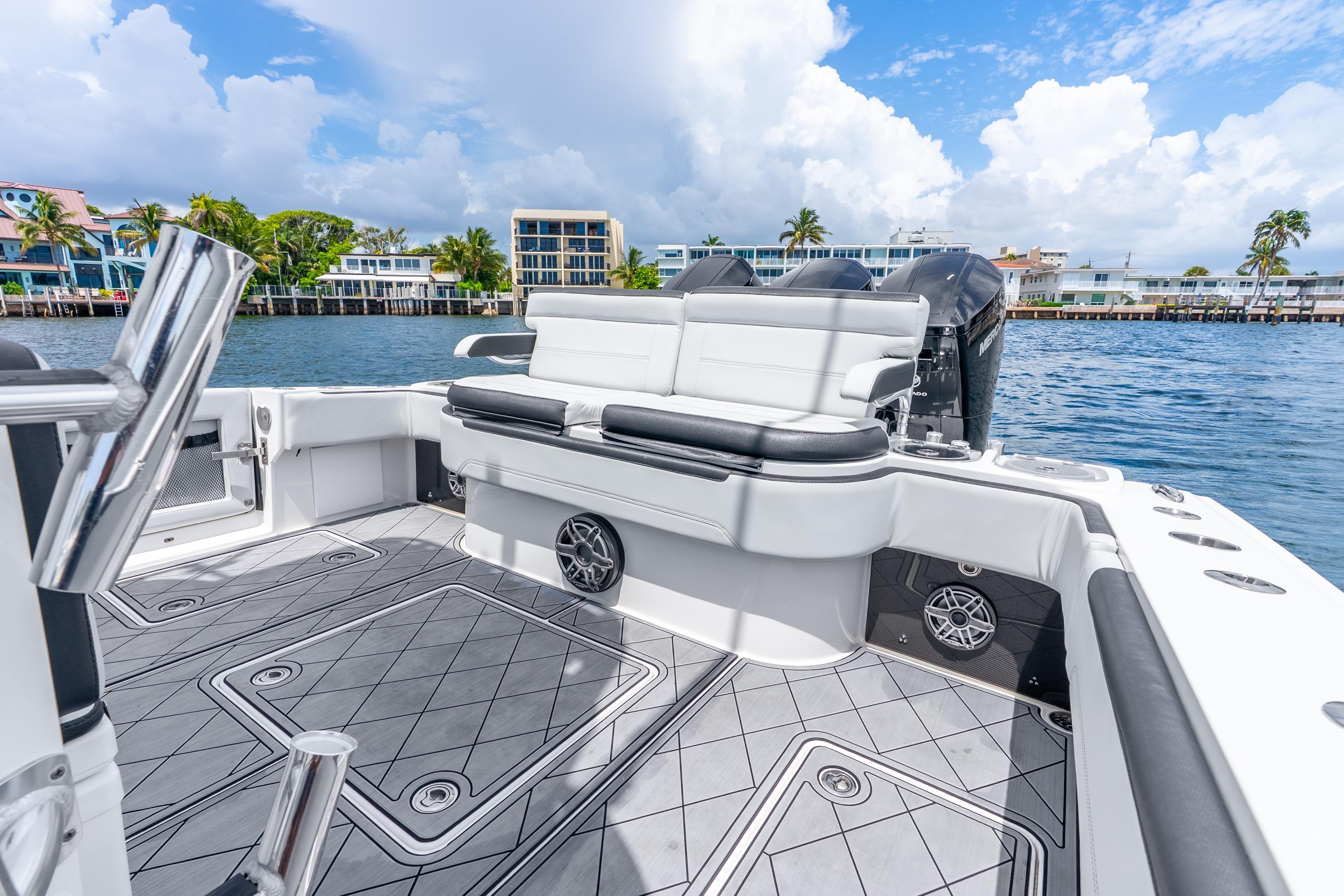 2024 Nor-Tech 452 Super Fish boat interior with luxurious seating and modern design.