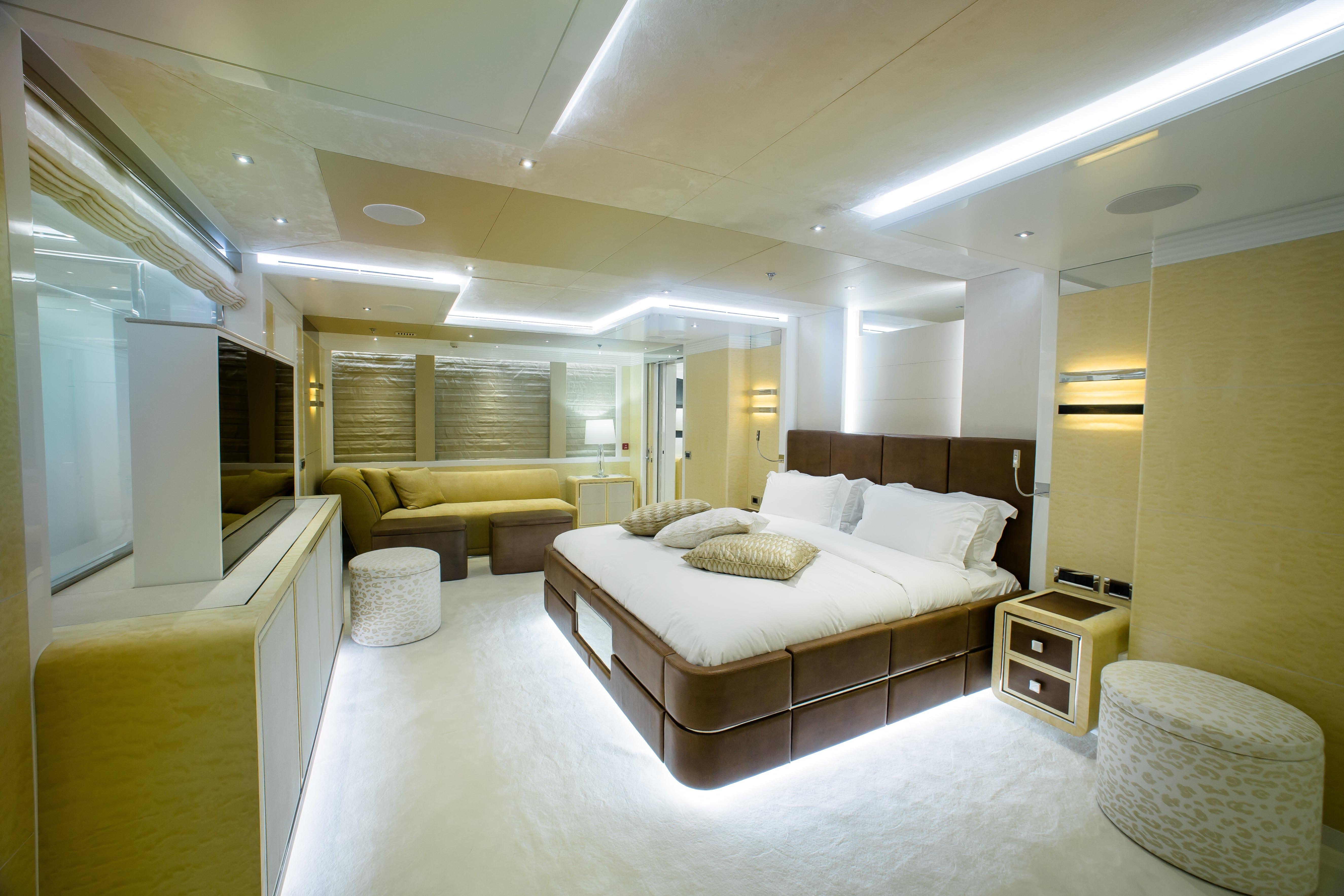 52 meter motor yacht - M/Y JADE 959 - Bandido 170