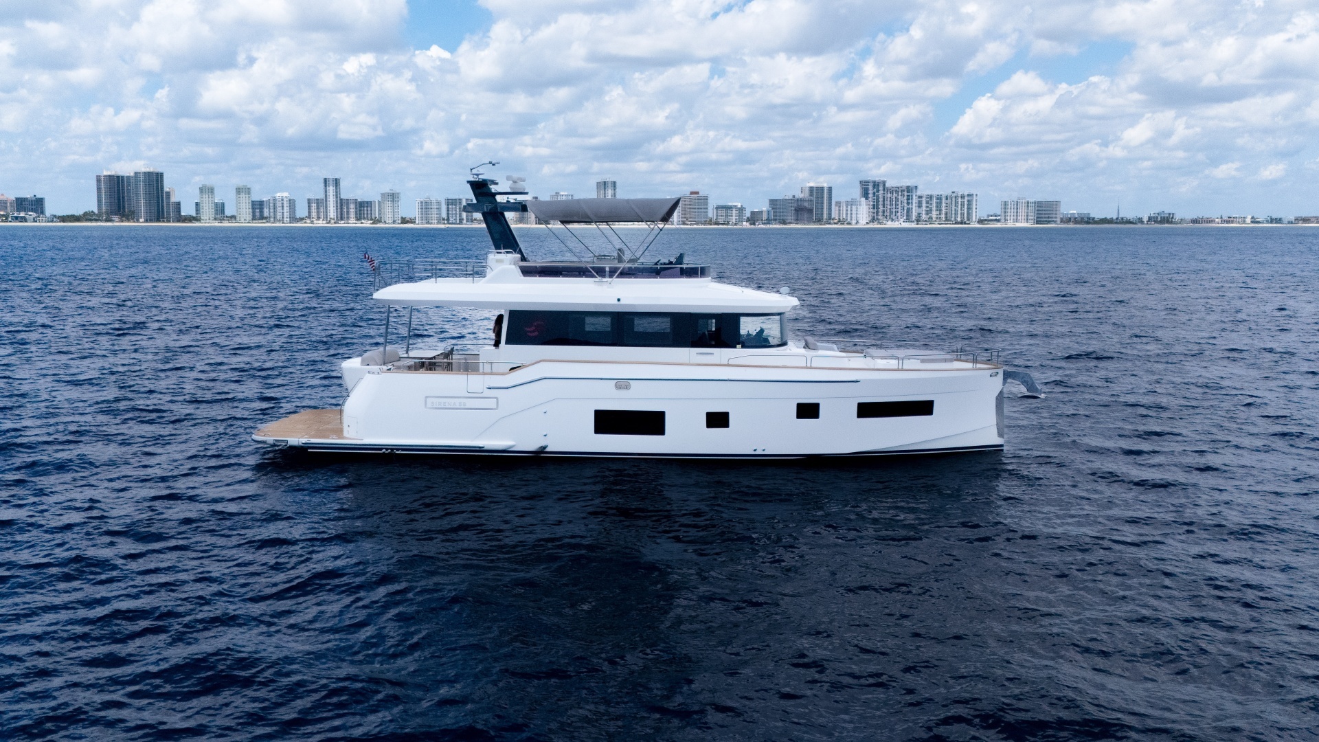 2025 Sirena 58 - Image 3