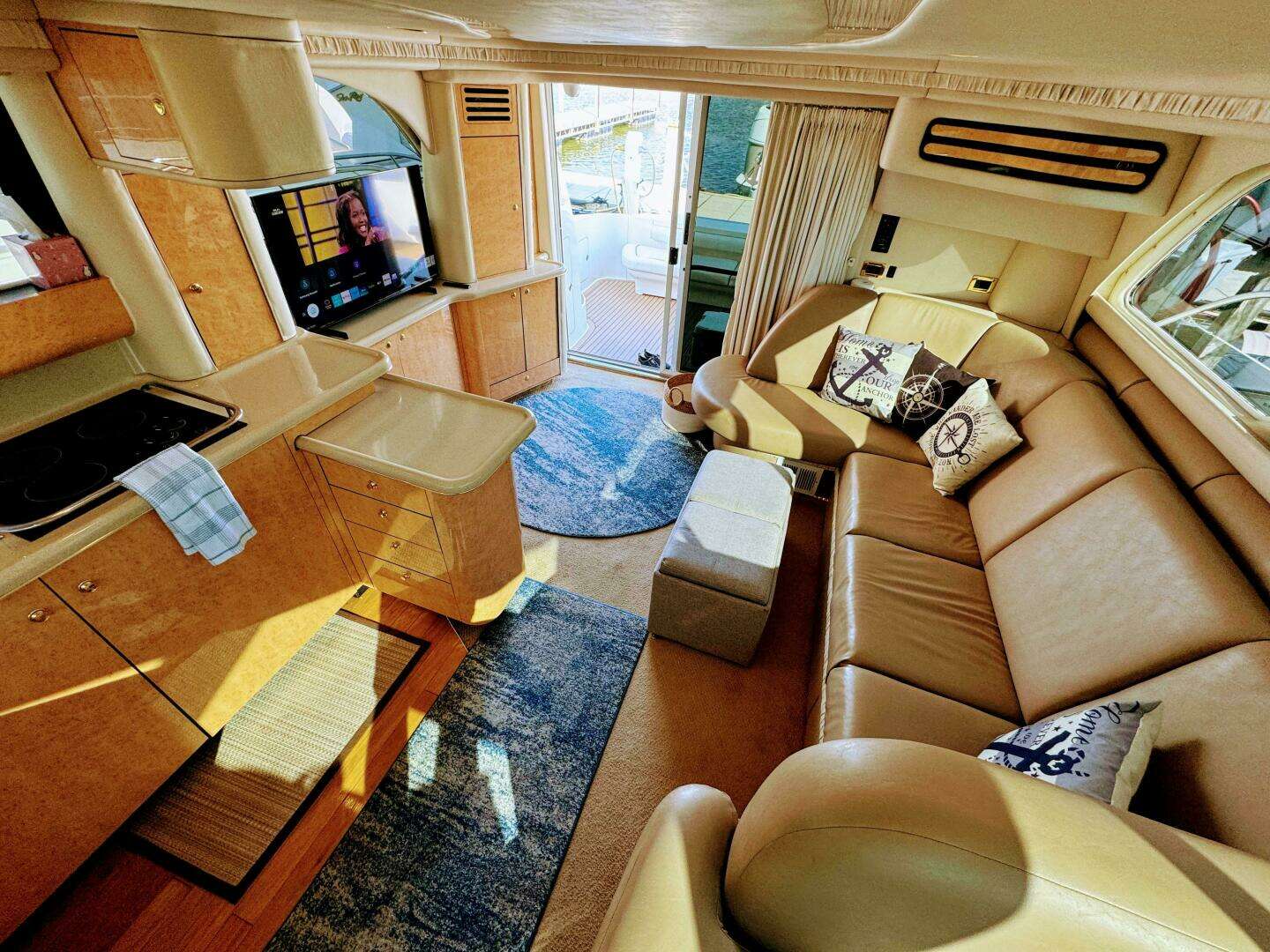 1998 Sea Ray 480 Sedan Bridge - Image 4