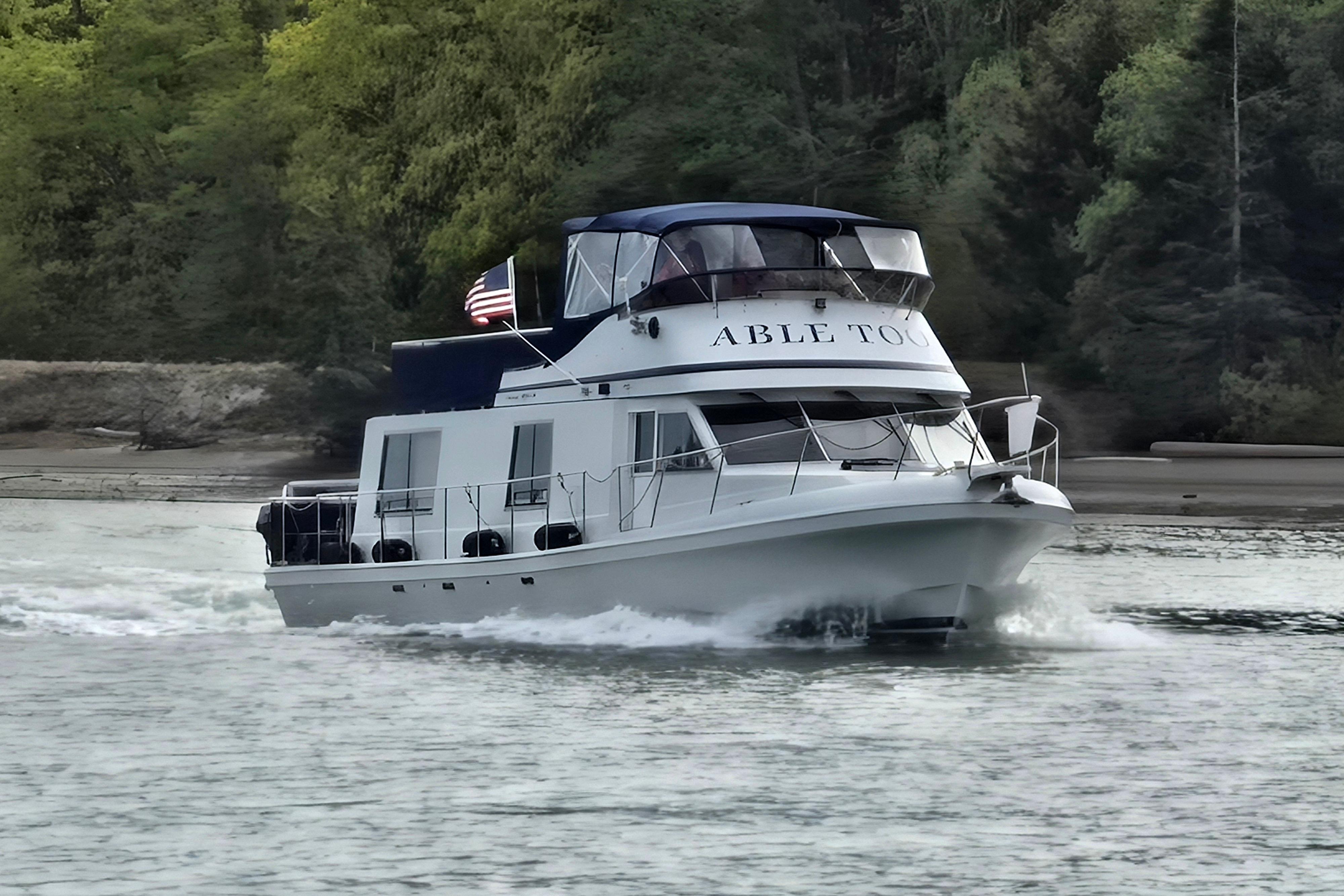 1992 Corsair 4200