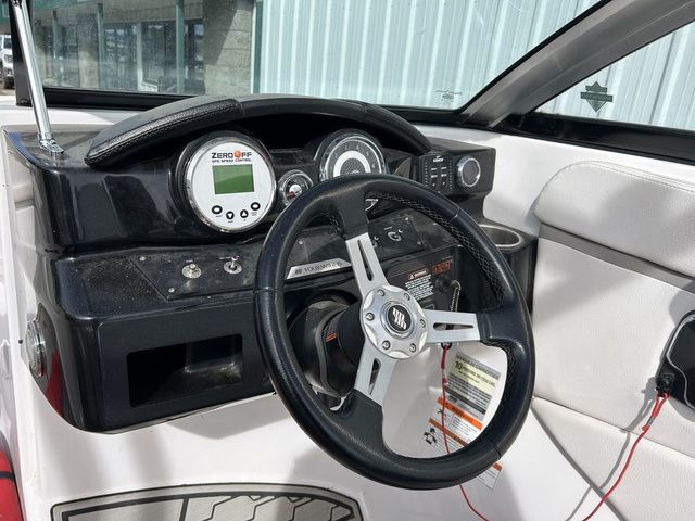 2019 Four Winns HD200 - 19