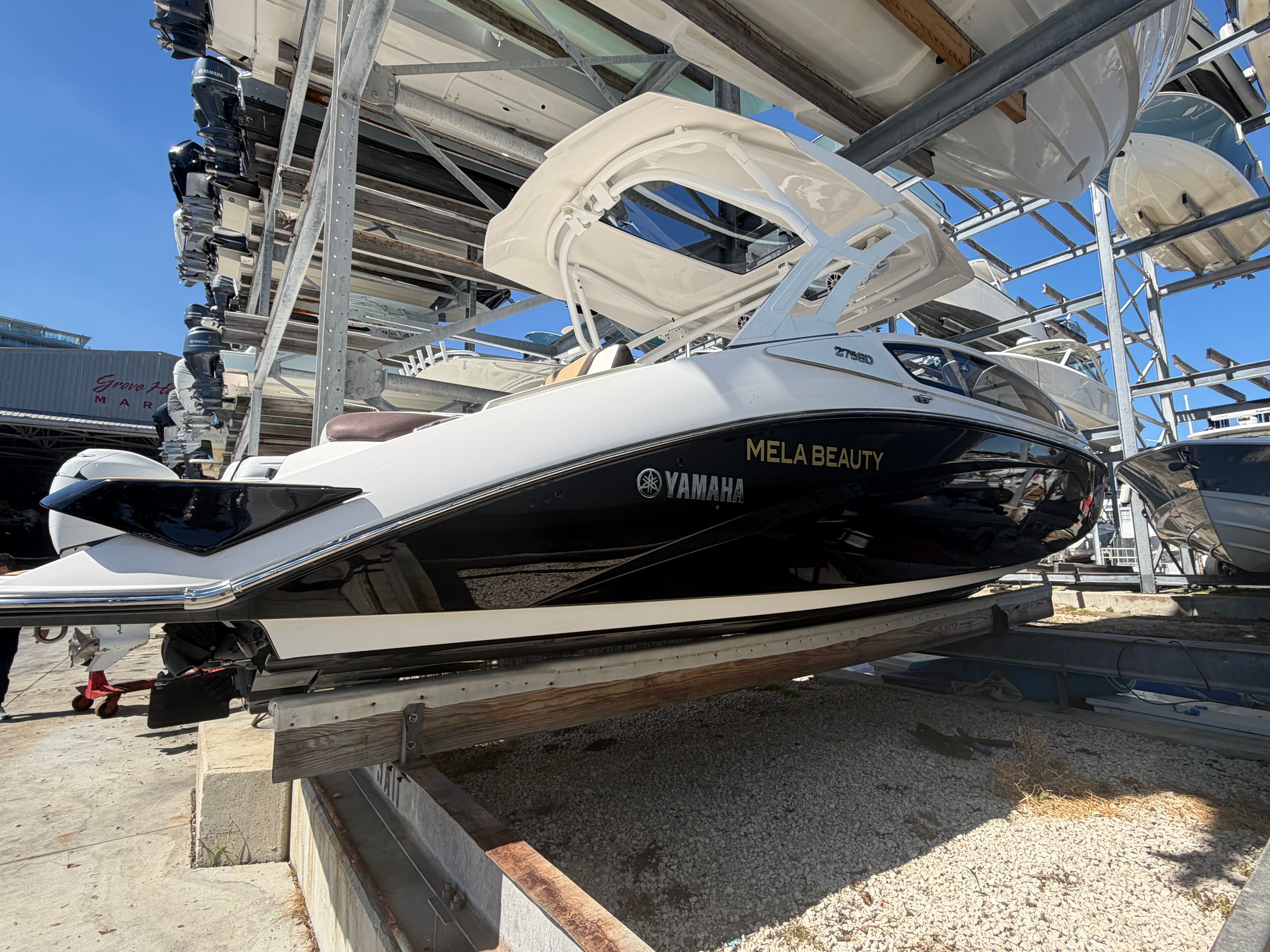 2022 Yamaha Boats 275SD - 9