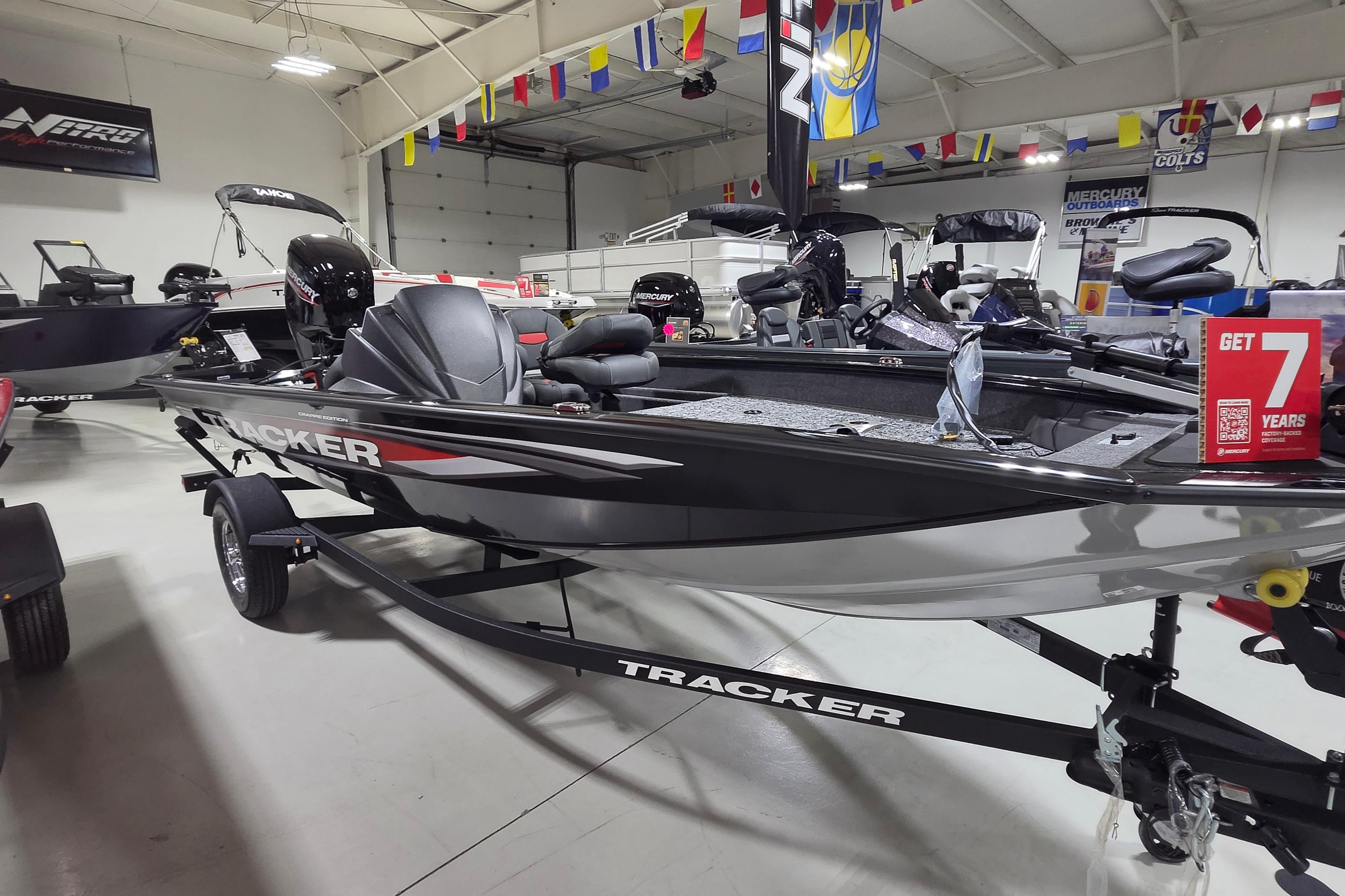 2026 Tracker Pro Team 175 Crappie Edition