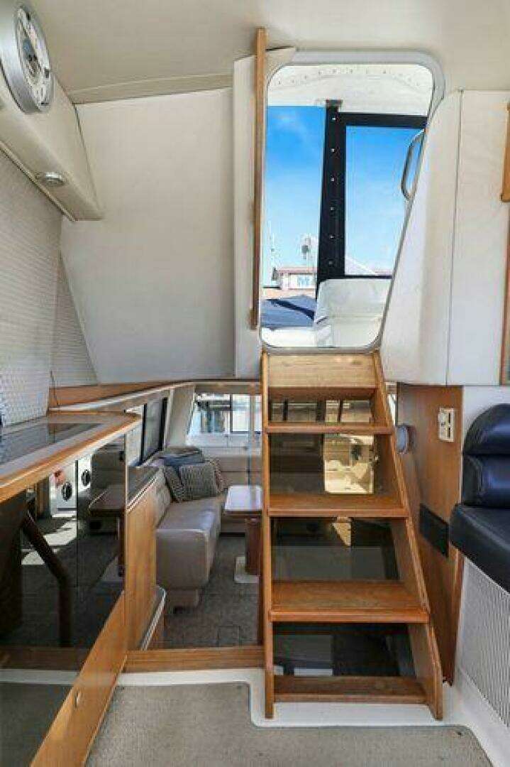 1998 Bayliner 4788 - Image 22
