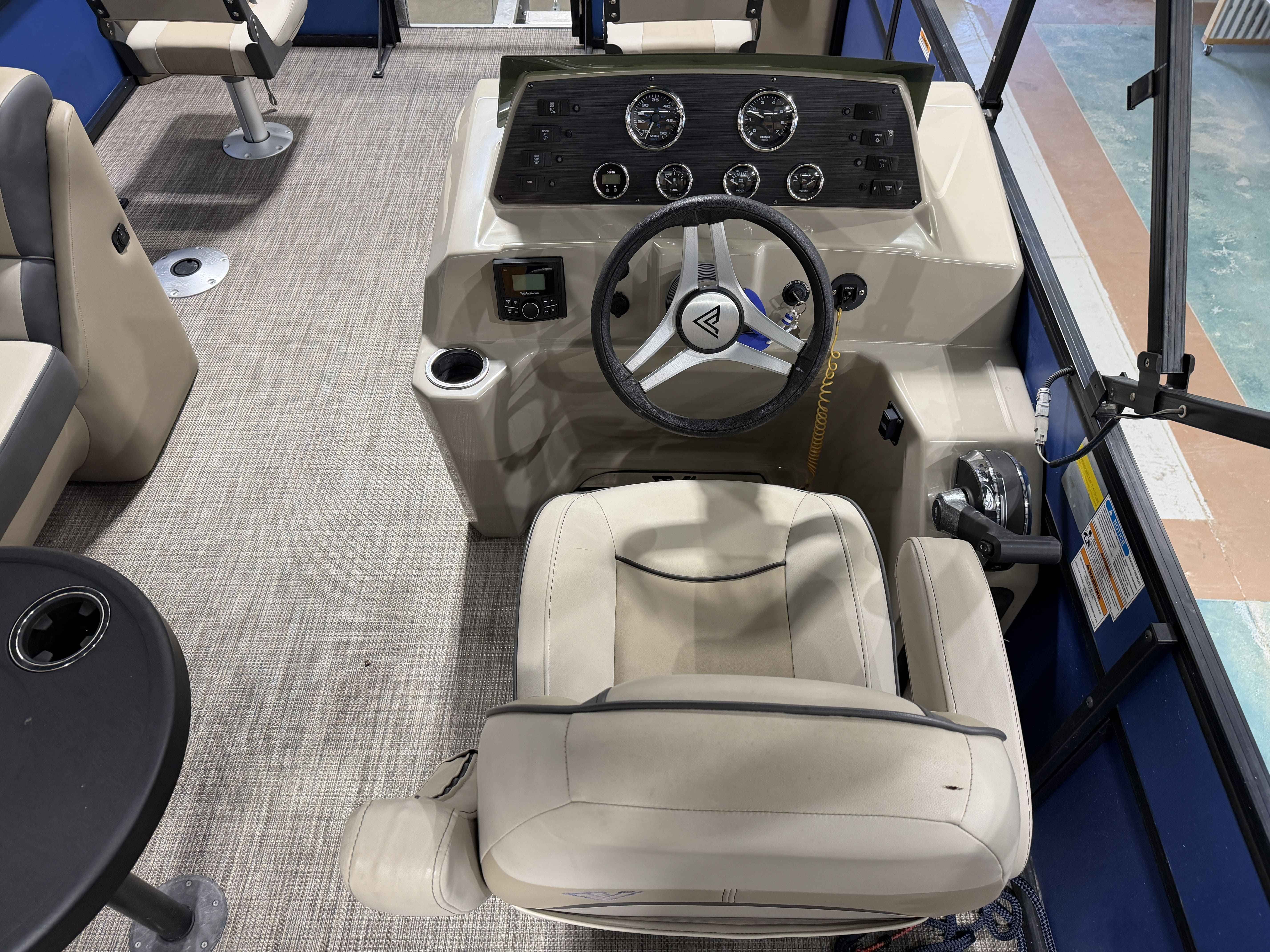 2023 Viaggio Lago L20F - 15