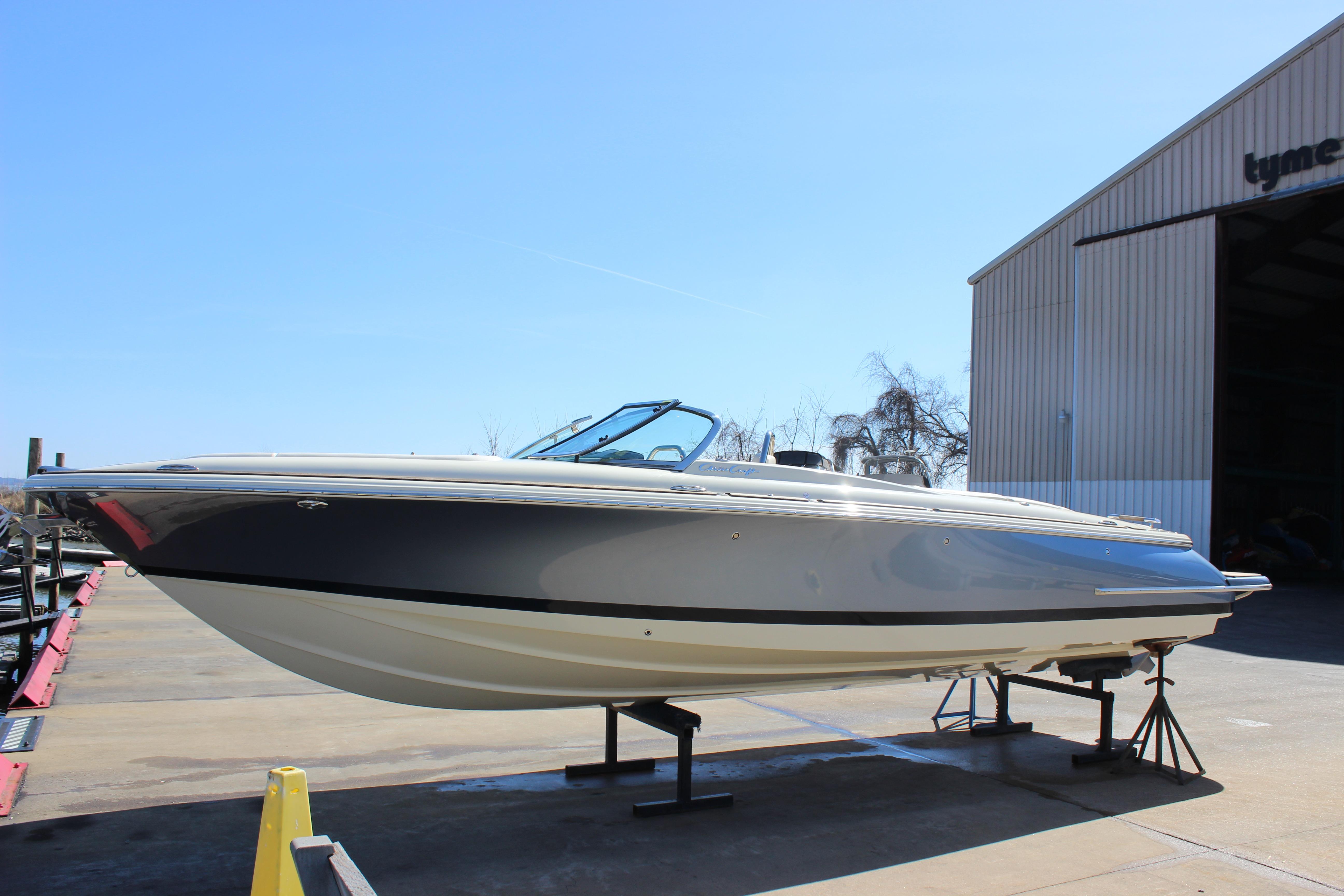2024 Chris-Craft Launch 27