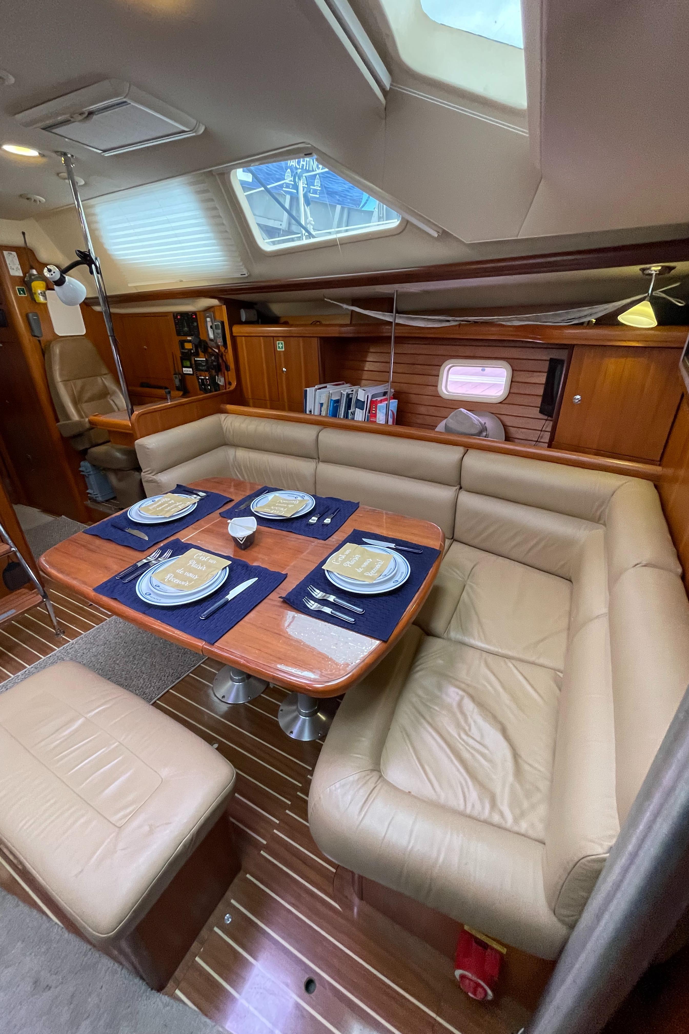 2006 Hunter 45 Center Cockpit - 76