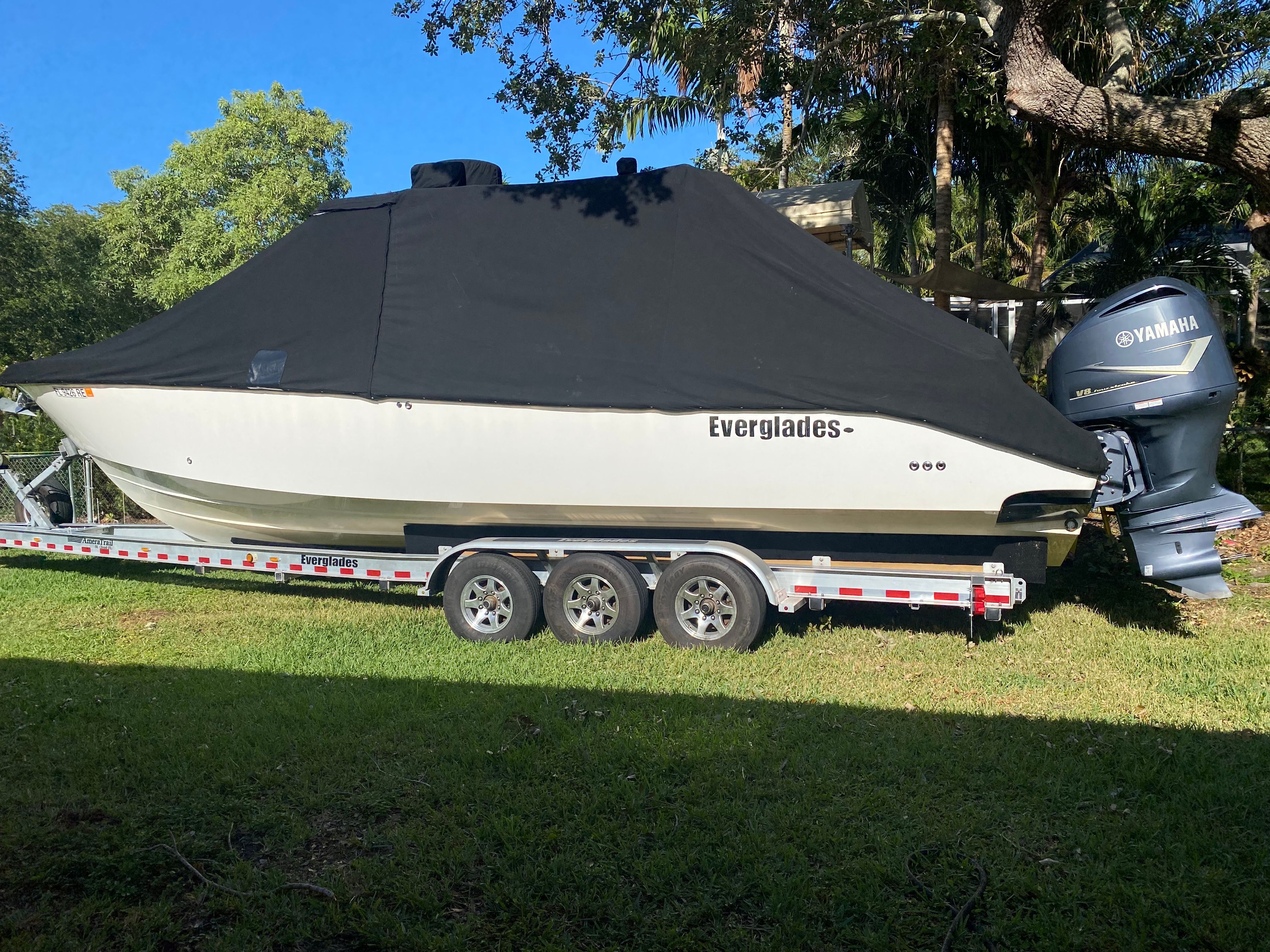 2009 Everglades 365 Center Console - 134