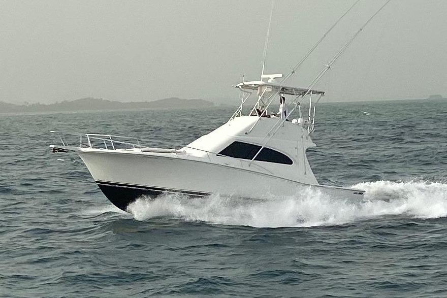 2004 Luhrs 38 Convertible