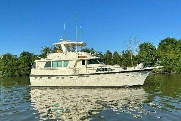 1984 Hatteras 53 Extended Deck Motor Yacht