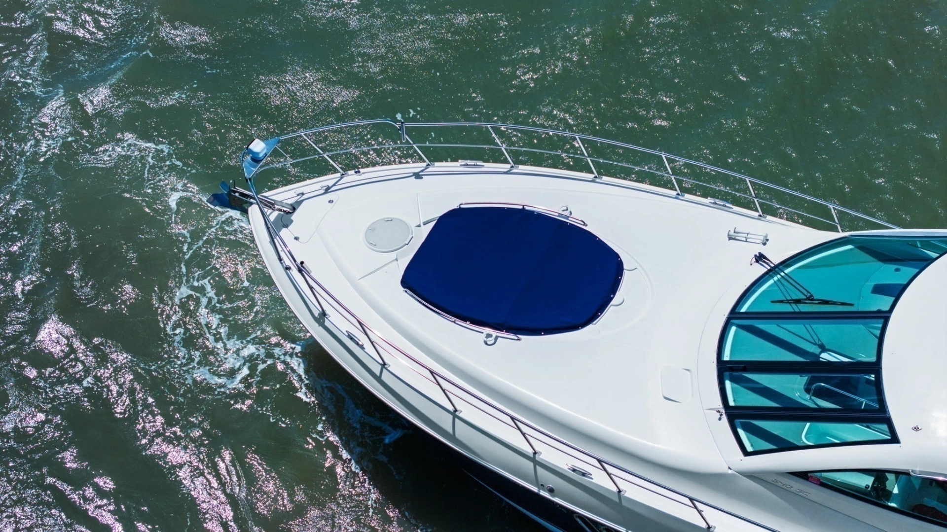2012 Cruisers Yachts 540 Coupe - Image 55