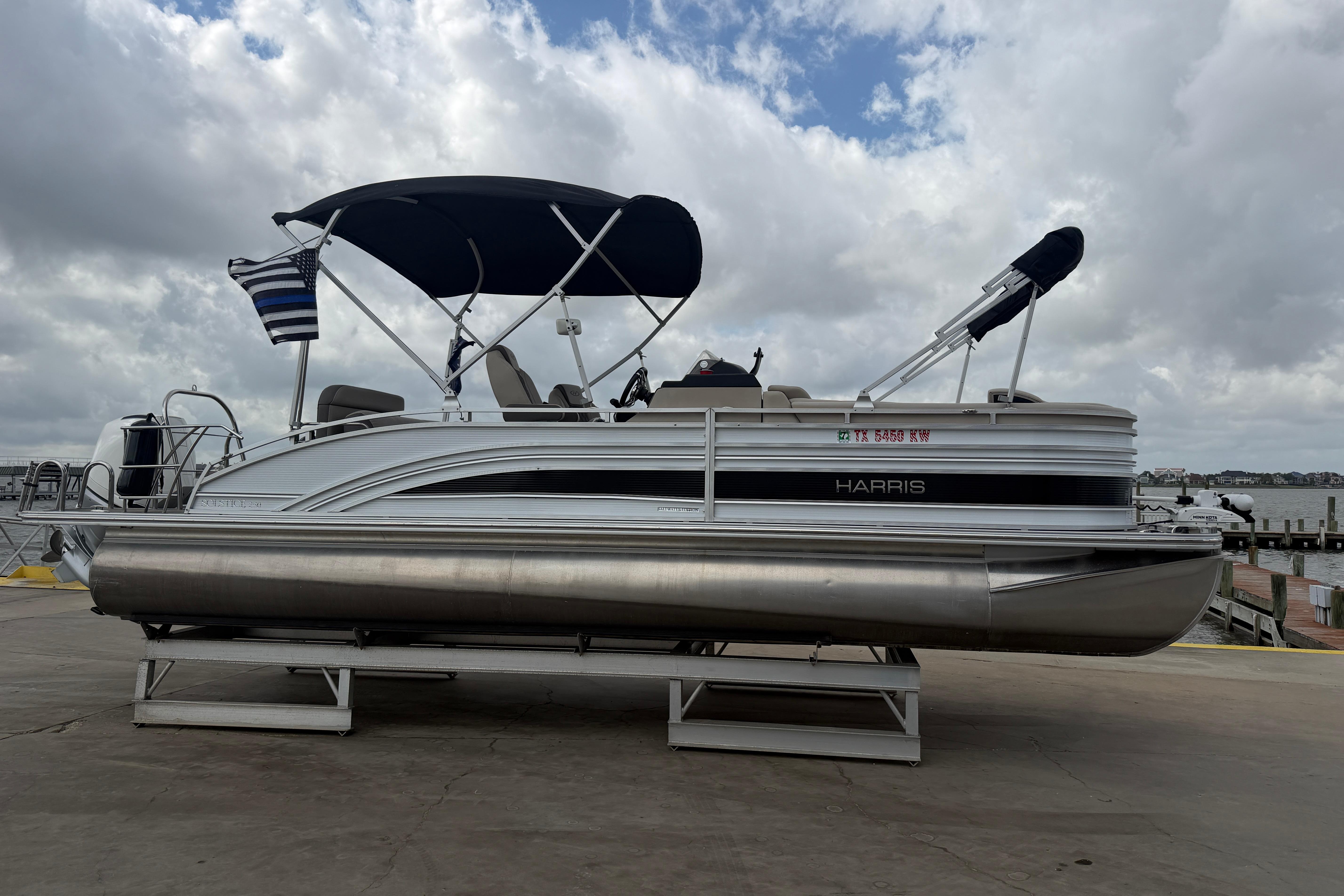2022 Harris FloteBote Solstice 250