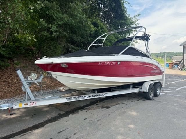 2012 Chaparral 216 SSi