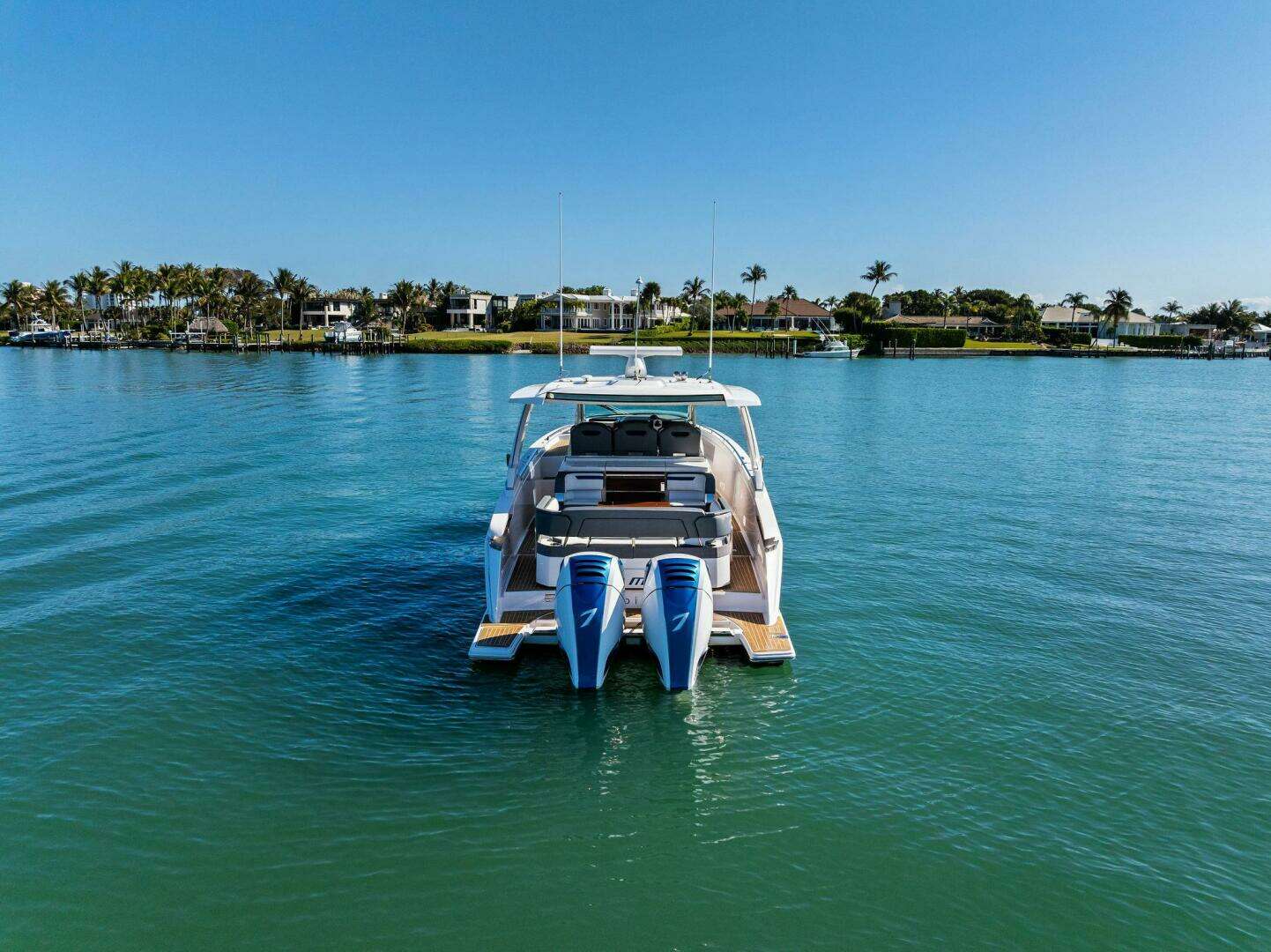 2019 Tiara Yachts 38 LS - Image 6