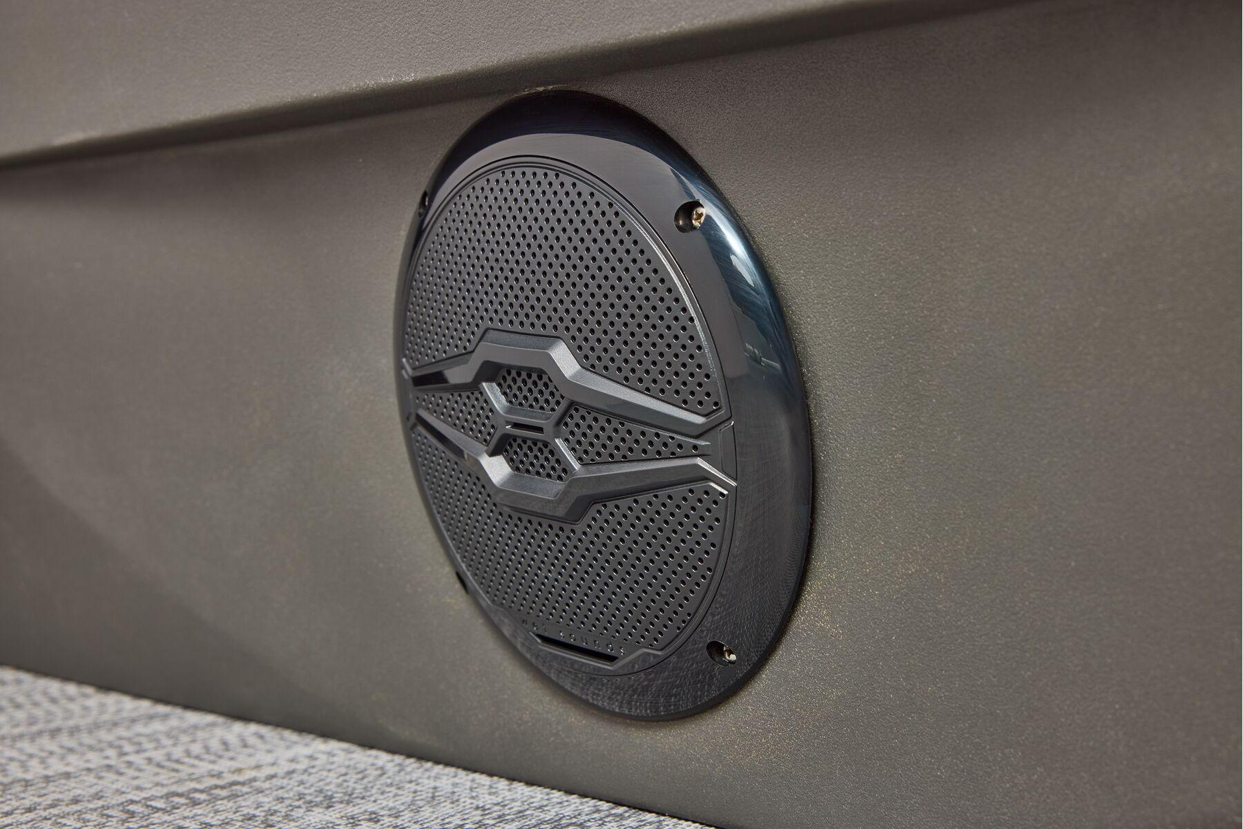 2026 Sun Tracker Party Barge 20 DLX - 49