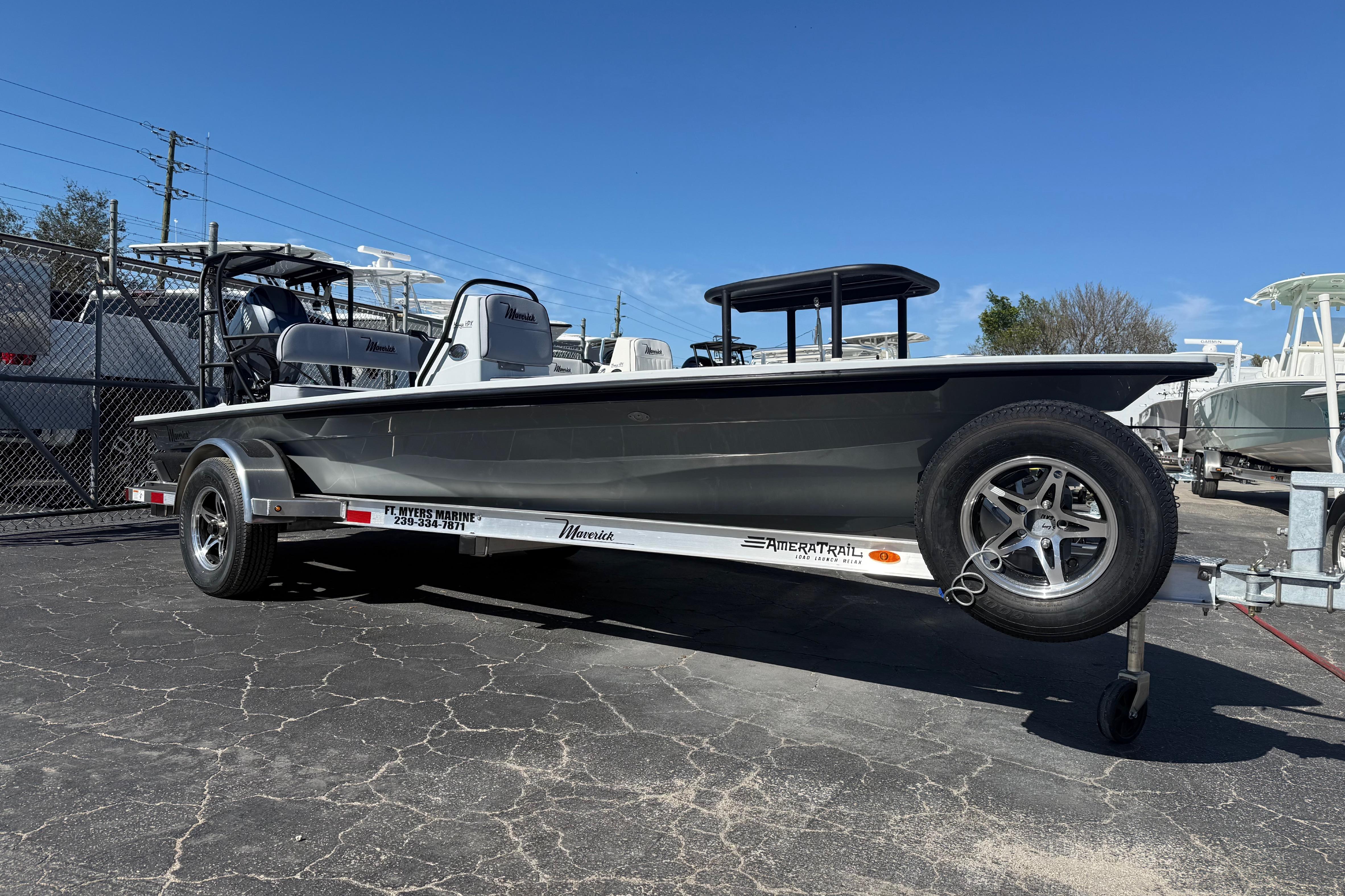 2026 Maverick 17 HPX-S