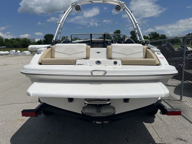 2016 Glastron GT 207 - 3