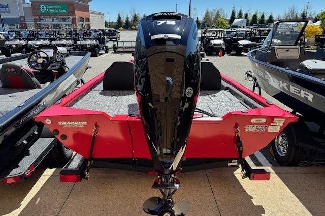 2026 Tracker Pro Team 175 boat with Mercury 75 engine, displayed outdoors.