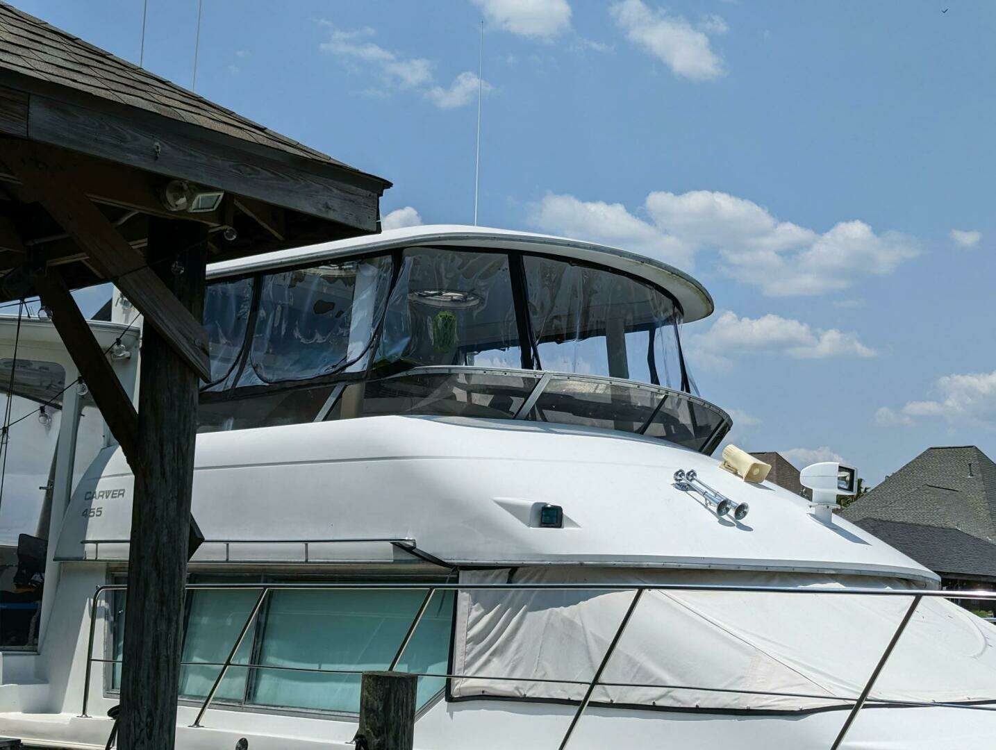 1996 Carver 455 Aft Cabin - Image 24