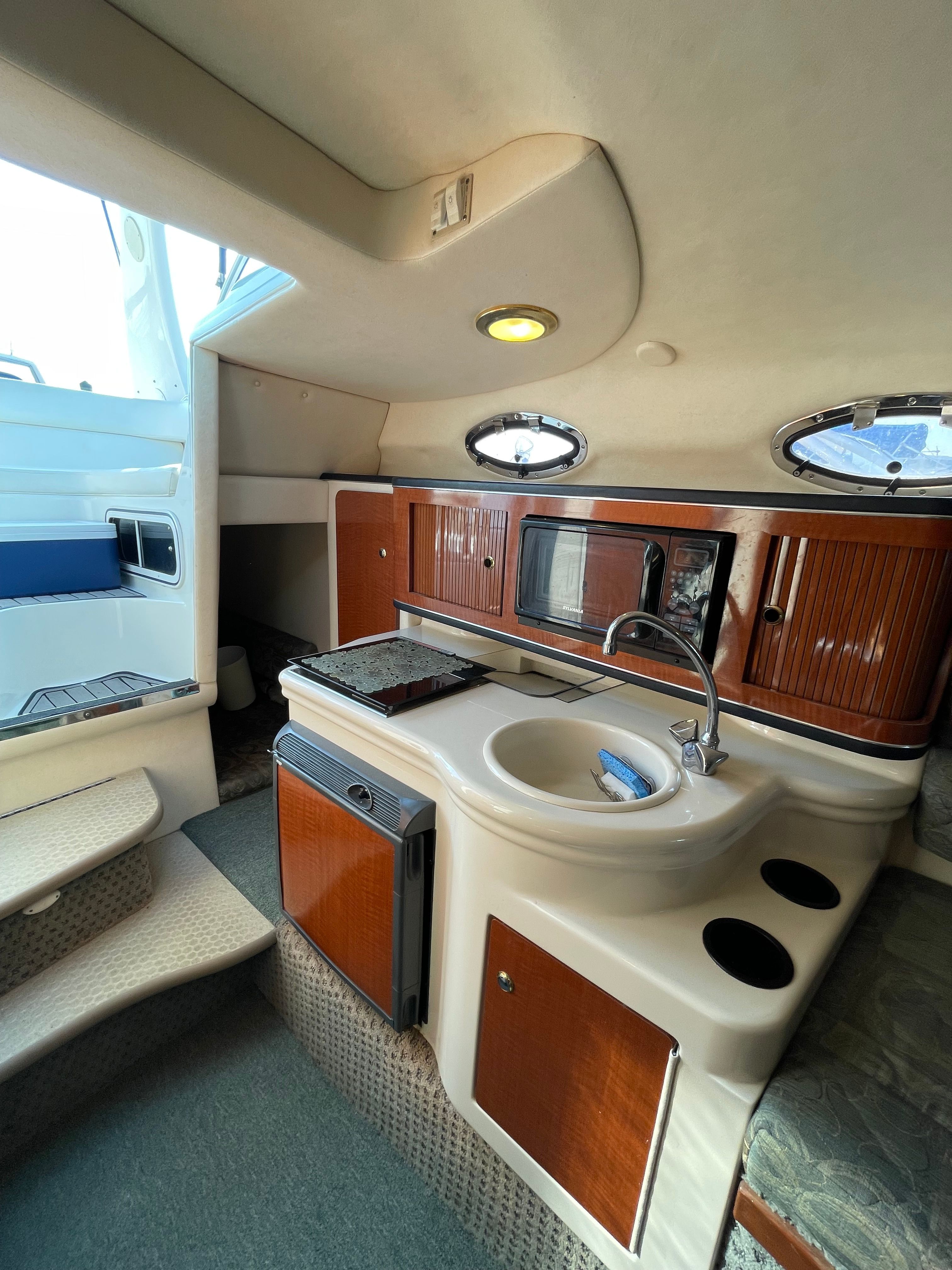 2004 Sea Ray Sundancer 260 - 10