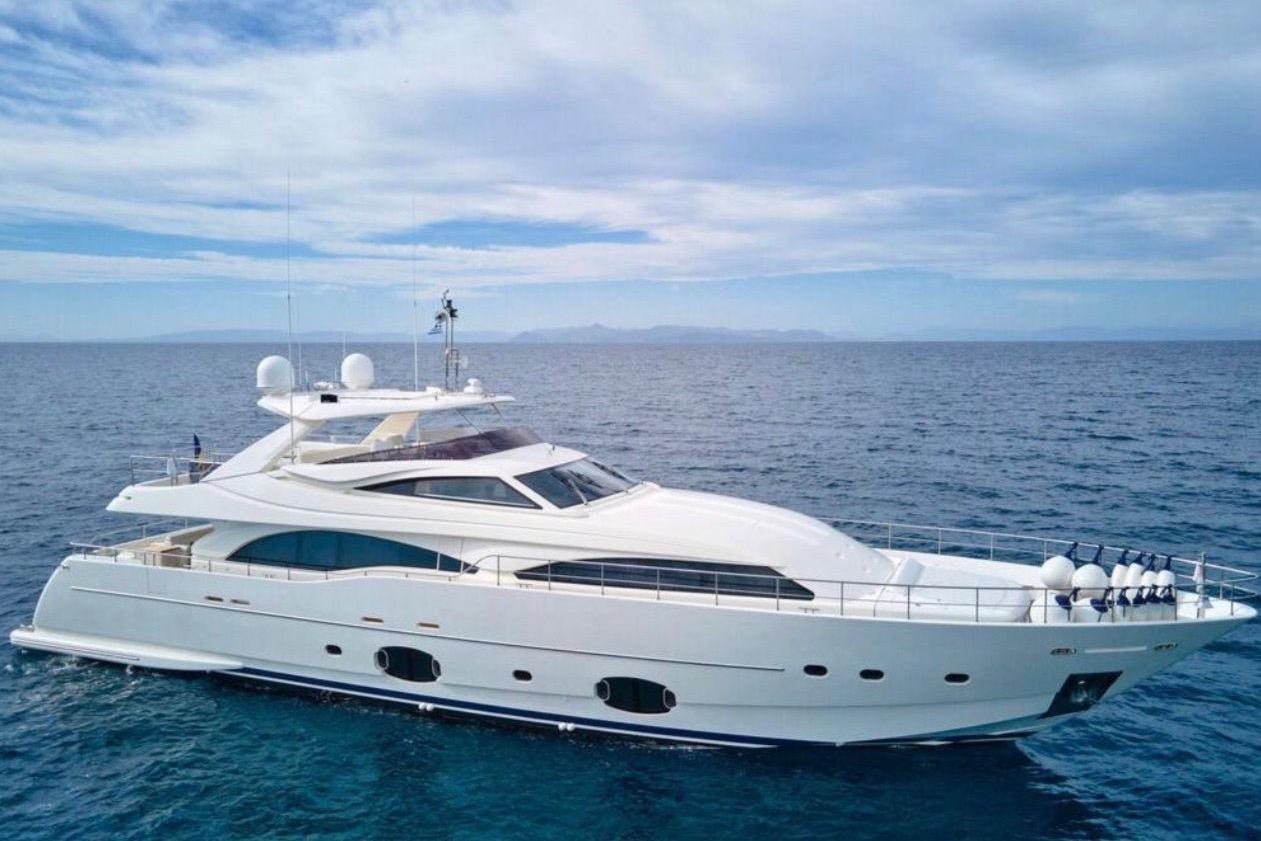 2010 Custom Line 97