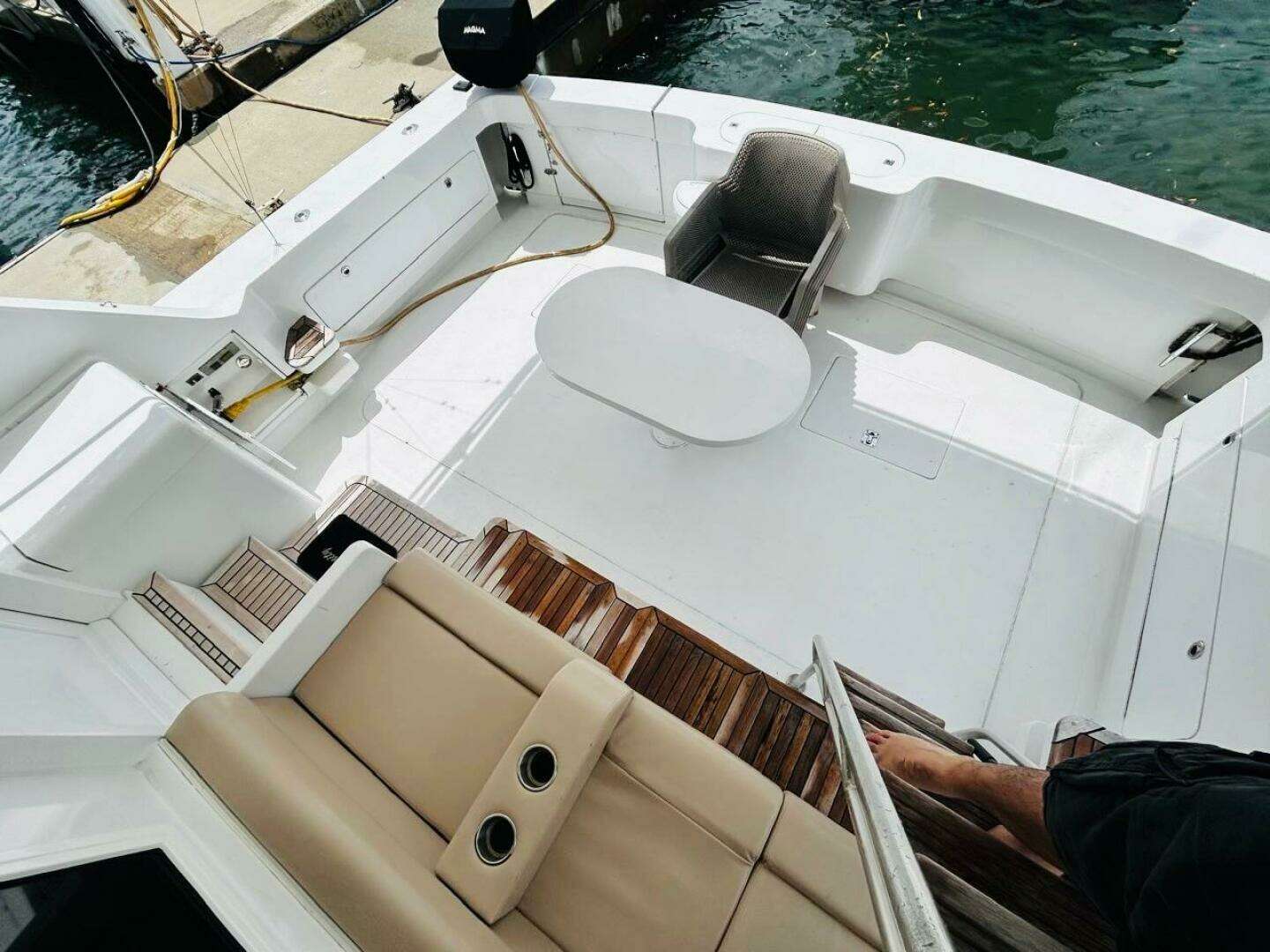 1988 Bertram 54' - Image 34