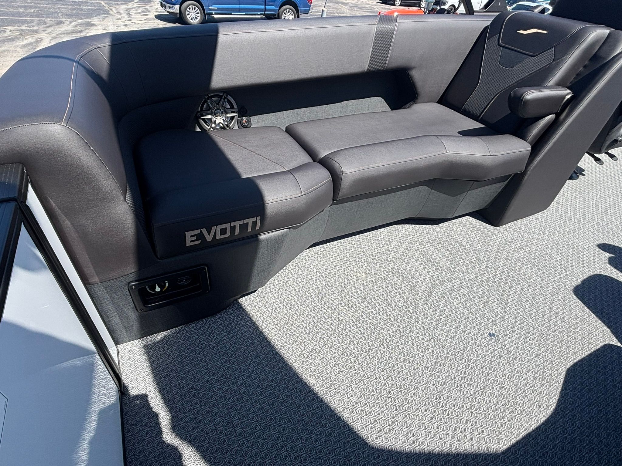 2026 Evotti 523 QL - 34