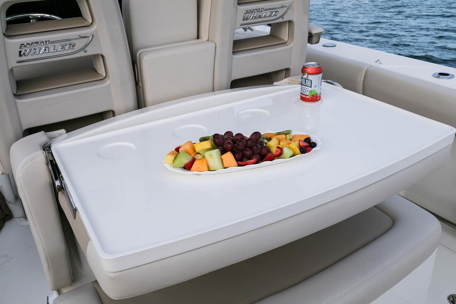 2023-Boston-Whaler-330-Outrage-MarineMax