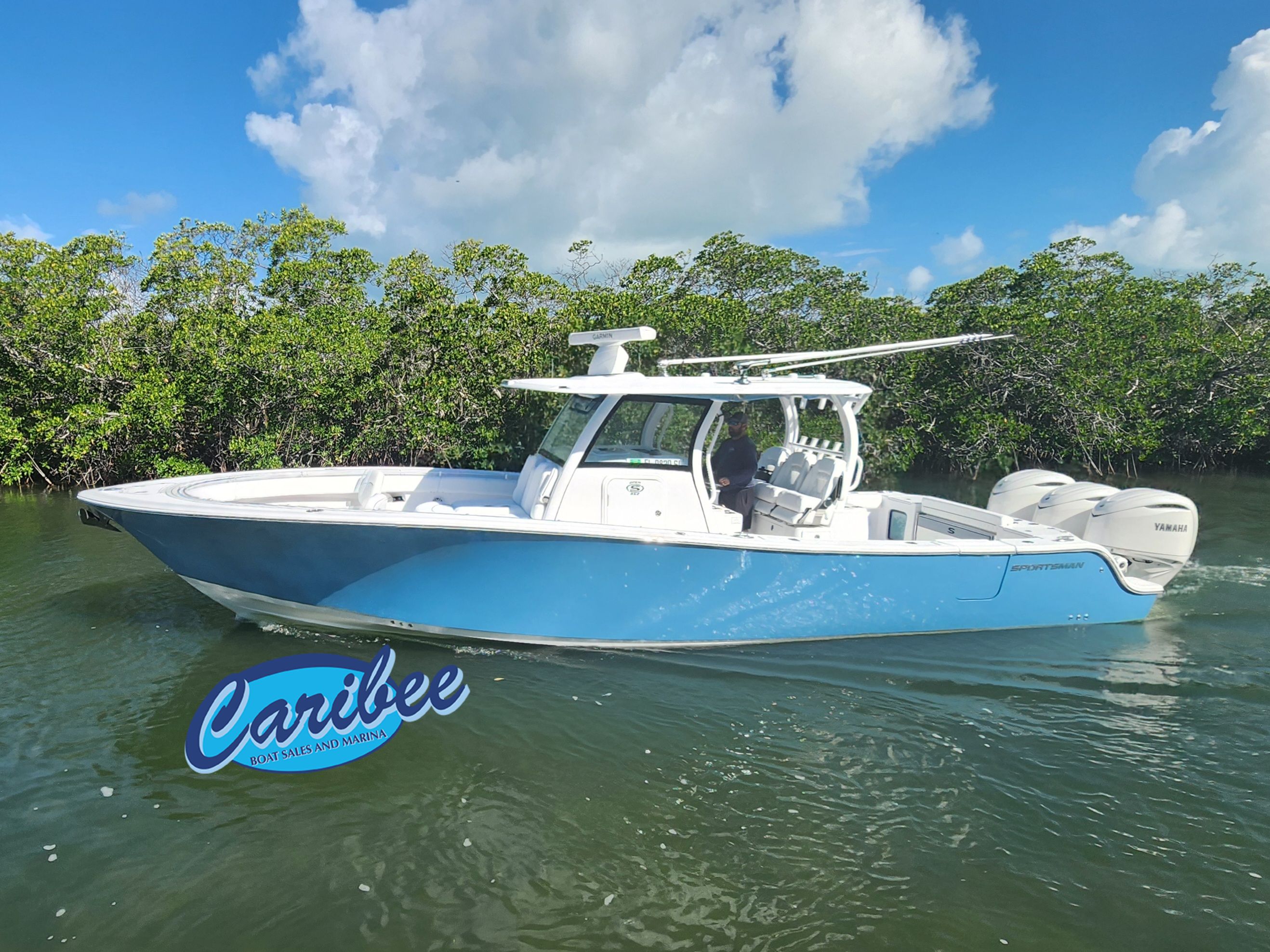 2026 Sportsman Open 352 Center Console