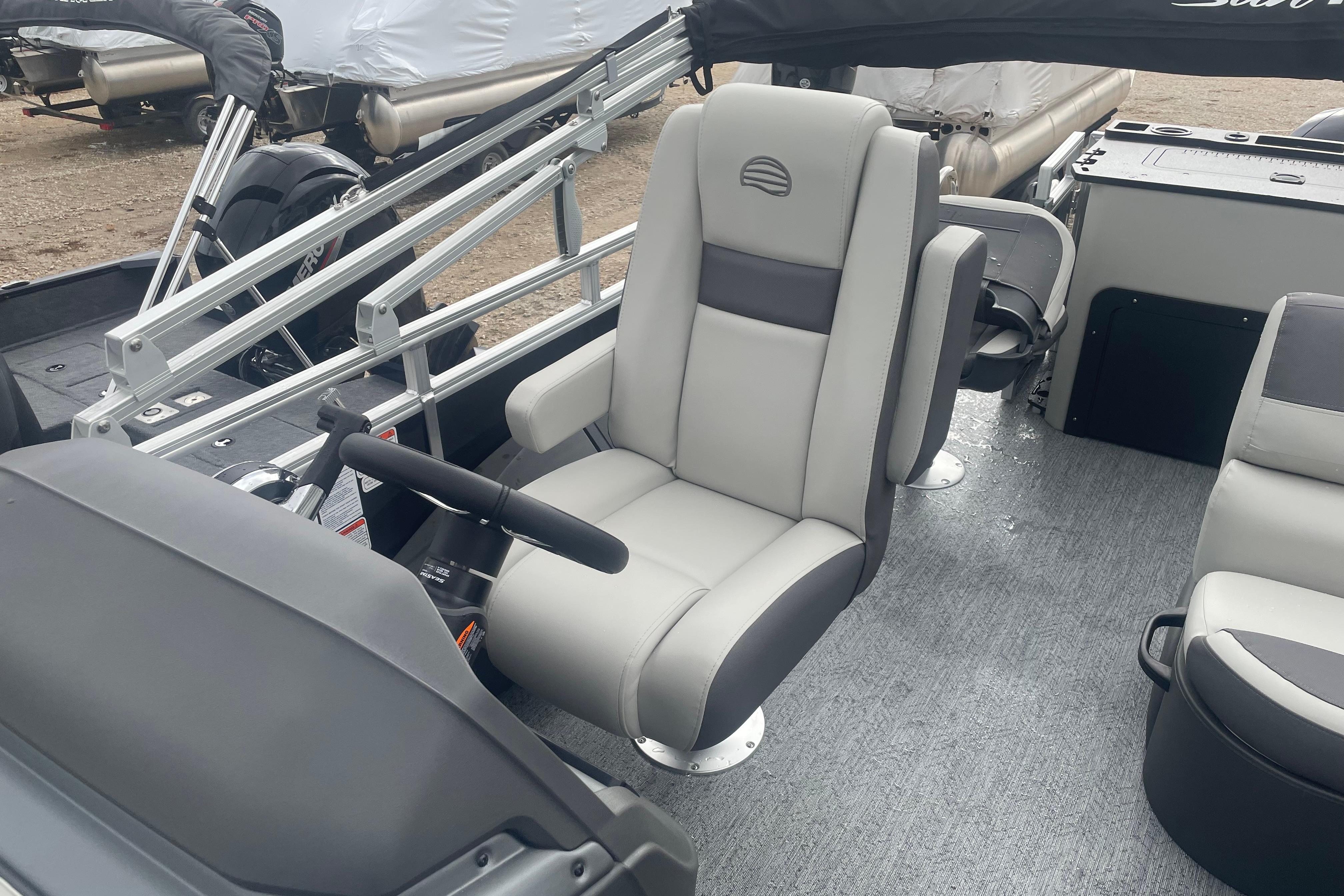 2026 Sun Tracker Fishin' Barge 22 XP3 interior with comfortable seating and modern design.