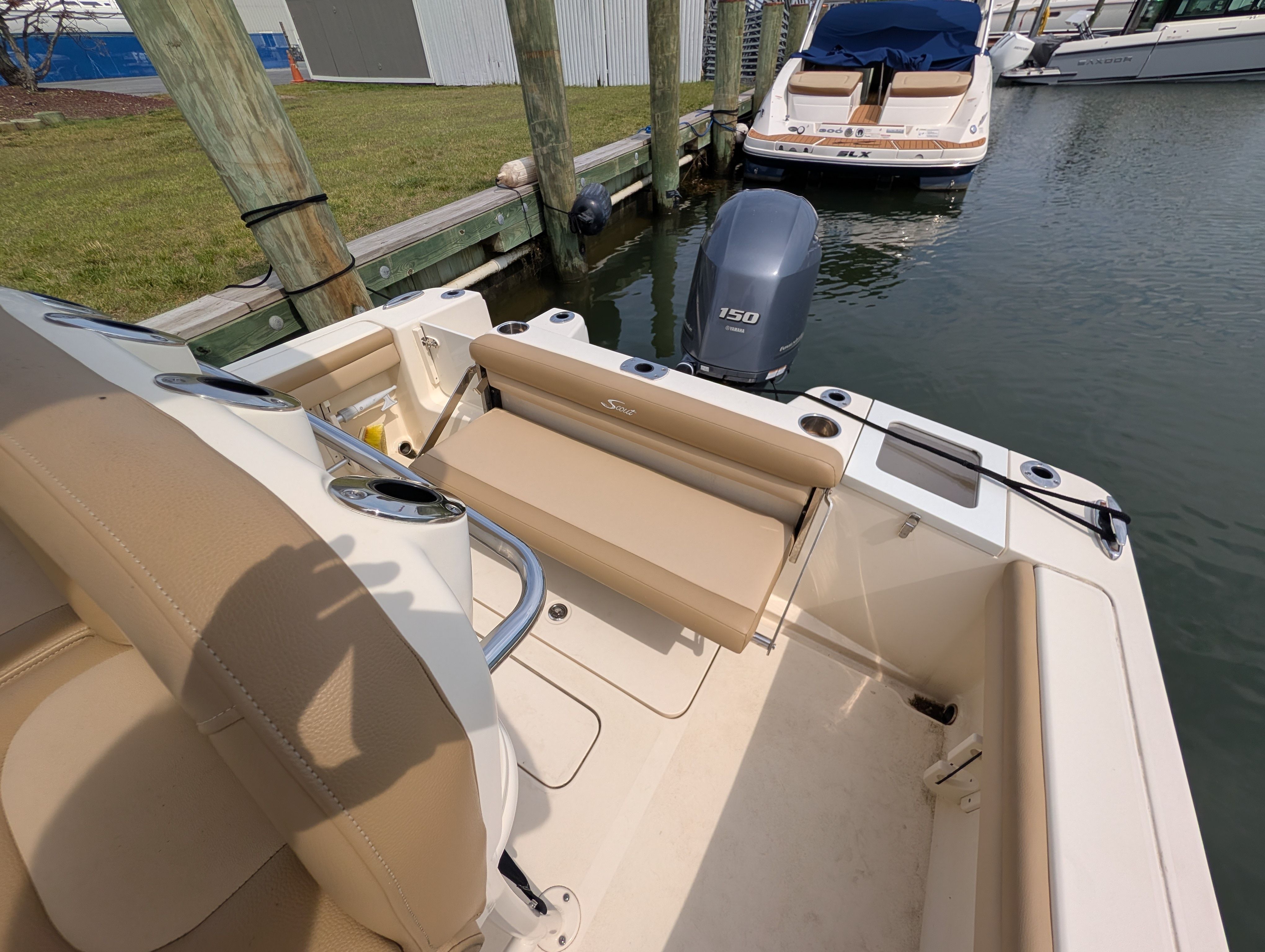 2019 Scout 215 XSF - 19