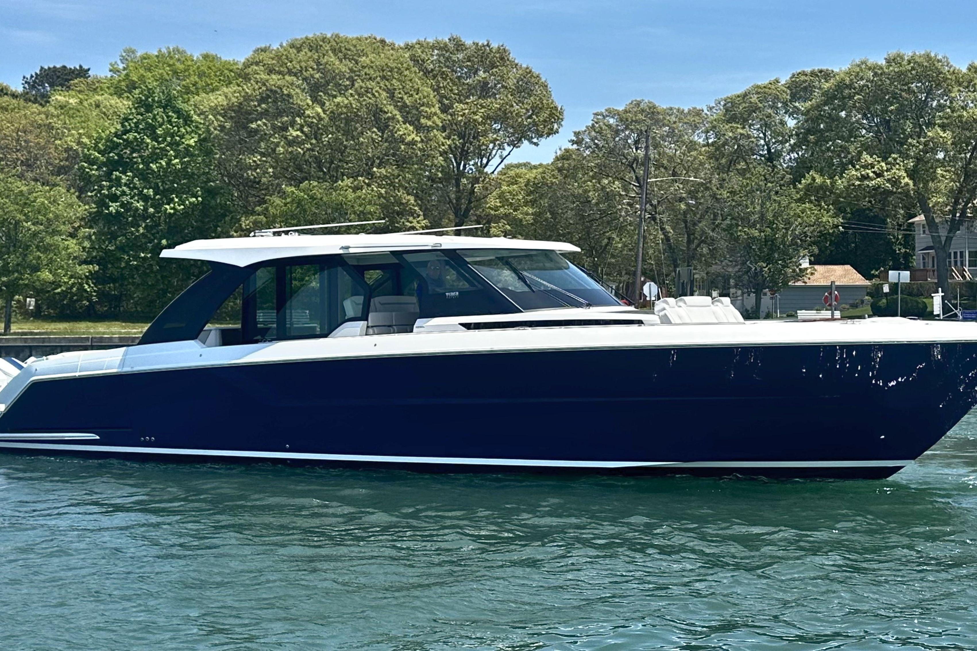 2027 Tiara Yachts 56 LS