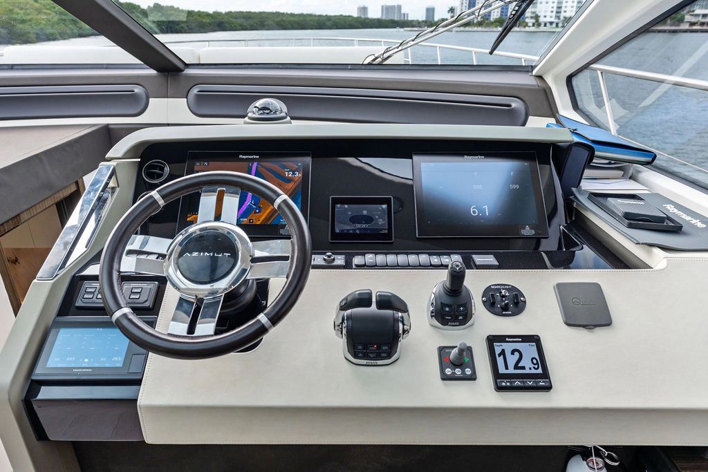 2018 Azimut 77S - 21