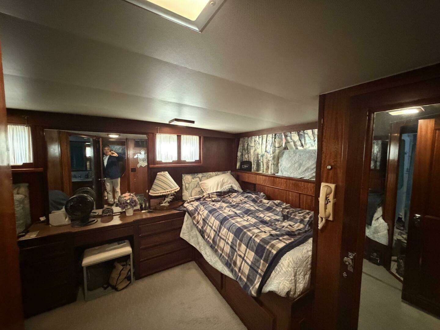 1975 Hatteras 58 LRC - Image 42