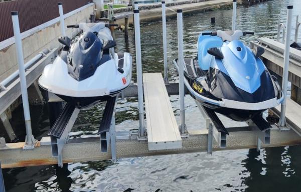 2011 Yamaha WaveRunner VX - 2