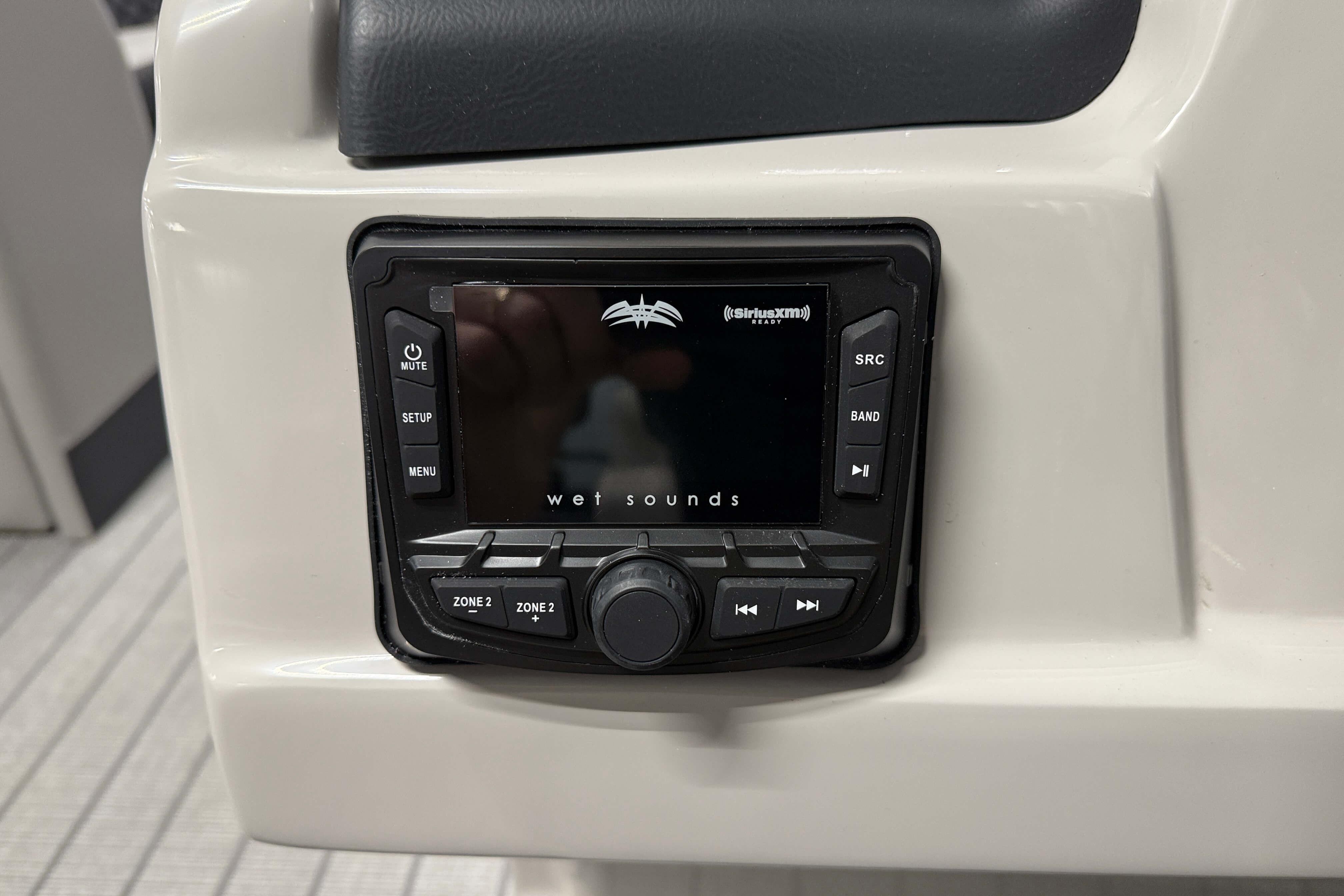 2026 Sylvan L3 SLZ audio system with Wet Sounds display and control panel.