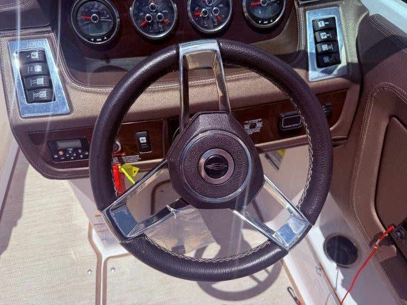 2020 Chaparral 237 SSX - 19