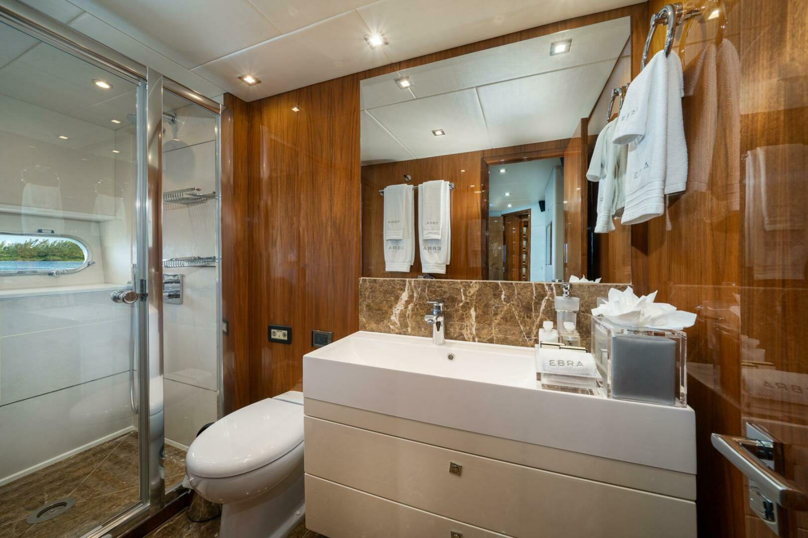 2015 Sunseeker 28 METER - Image 22
