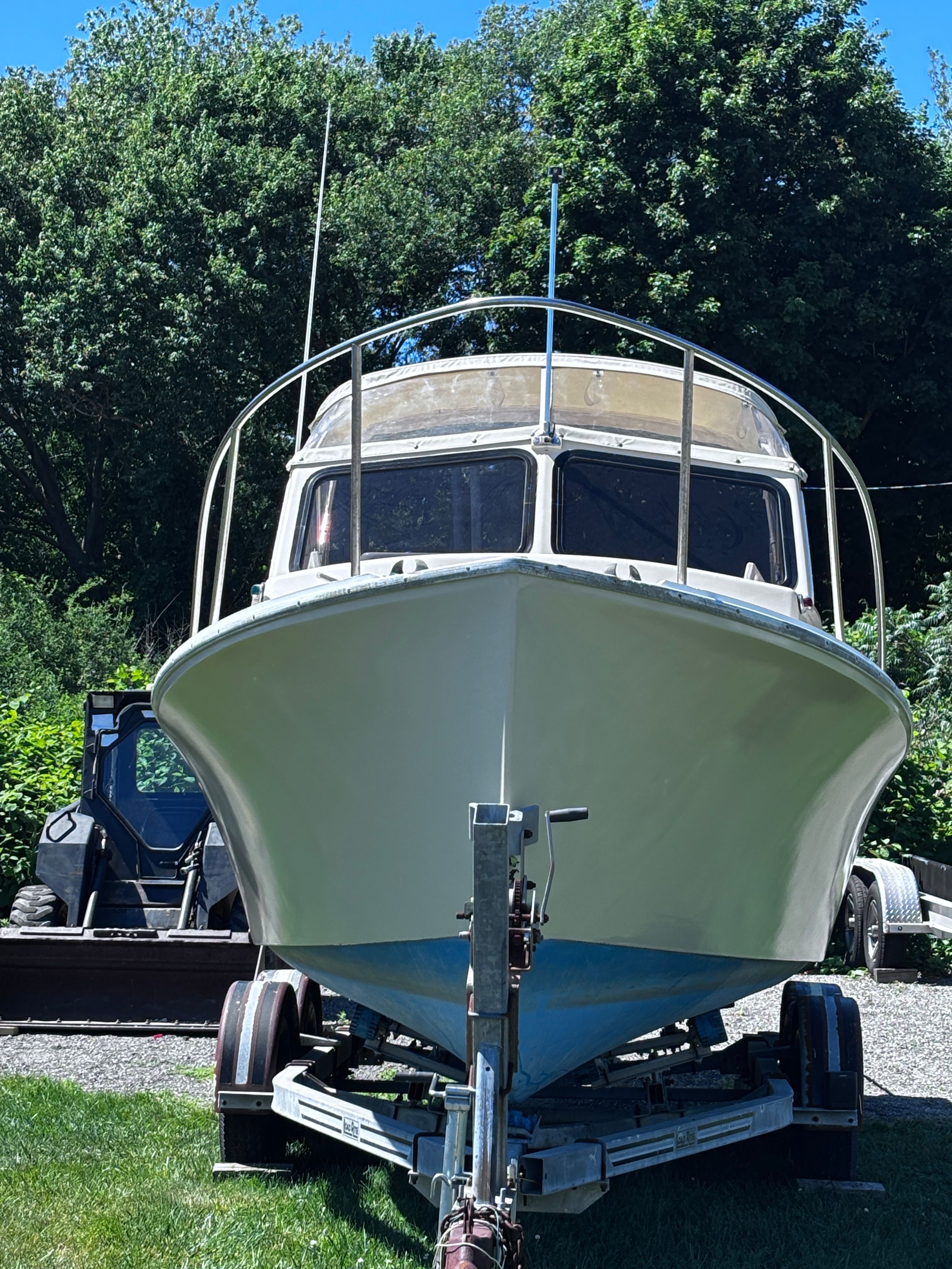 1984 SISU 22’ Bass boat - 5